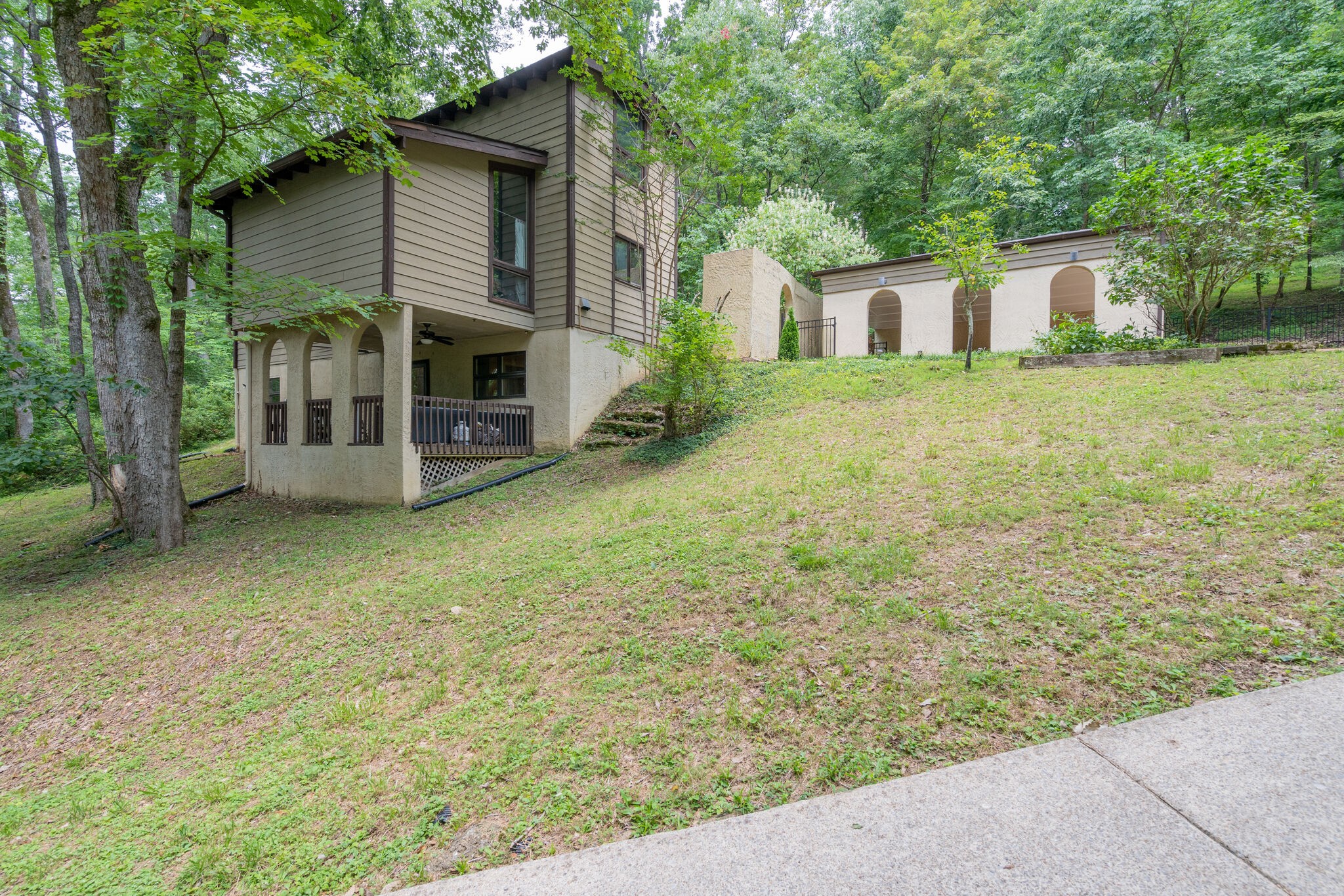 6722 Duquaine Ct