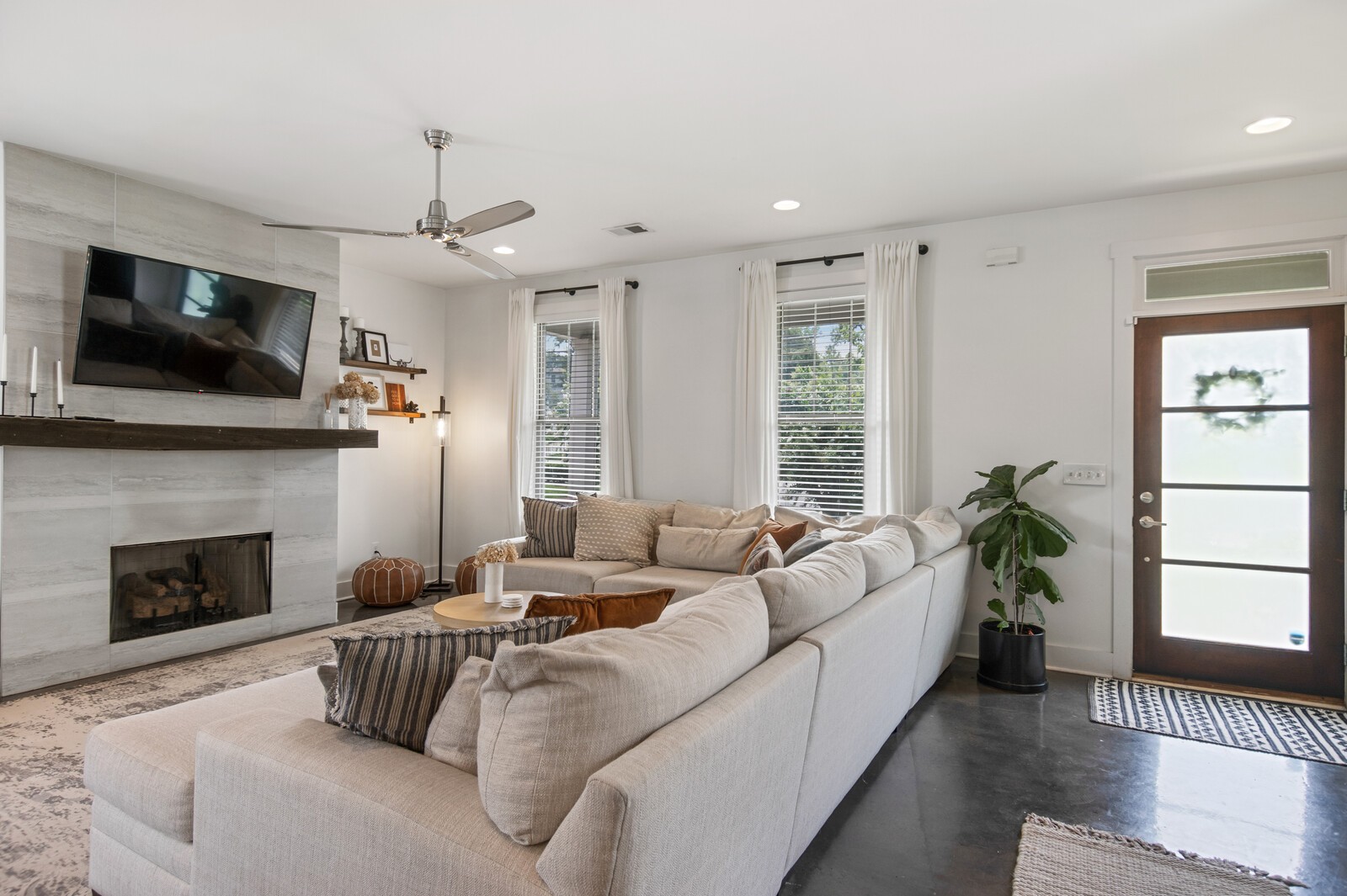 1621 Cahal Ave Unit: A