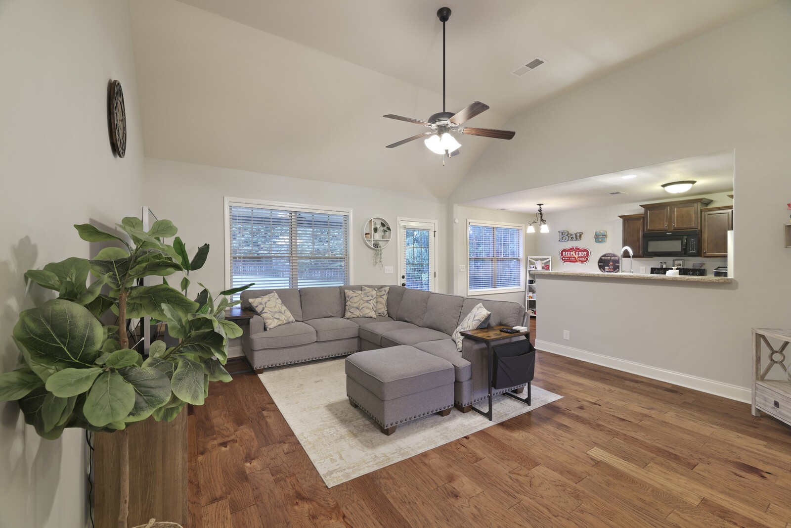 1122 Garrettsburg Rd