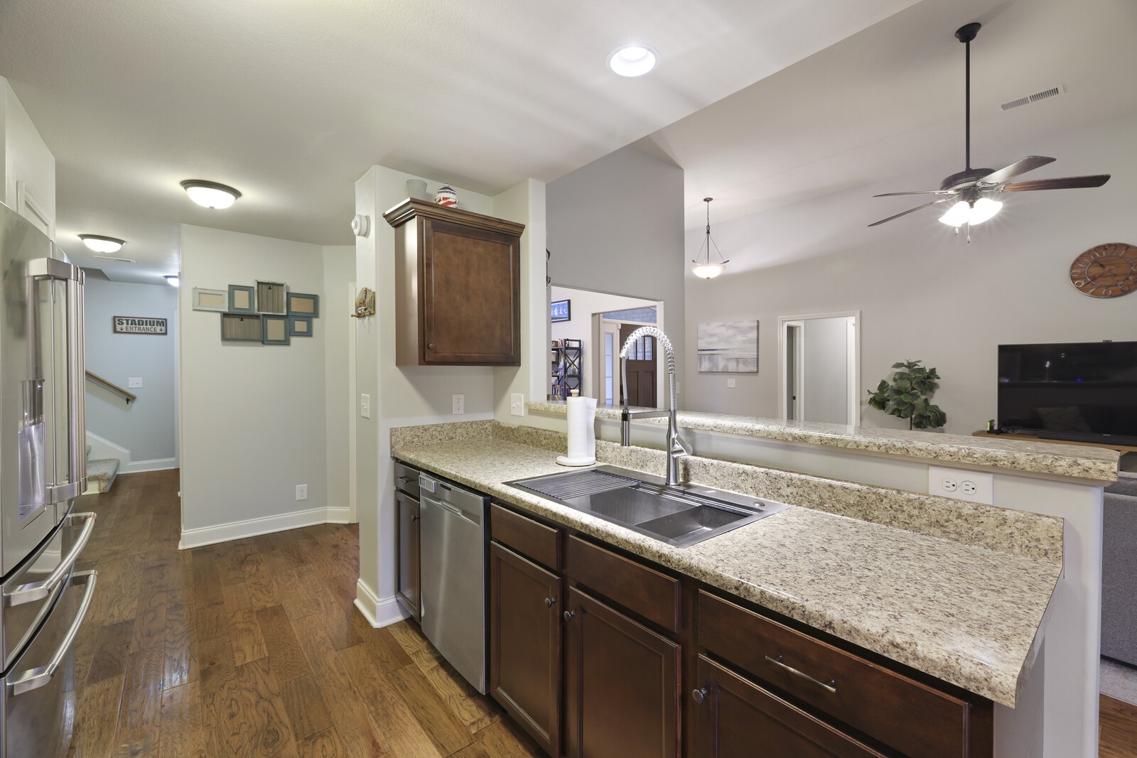 1122 Garrettsburg Rd