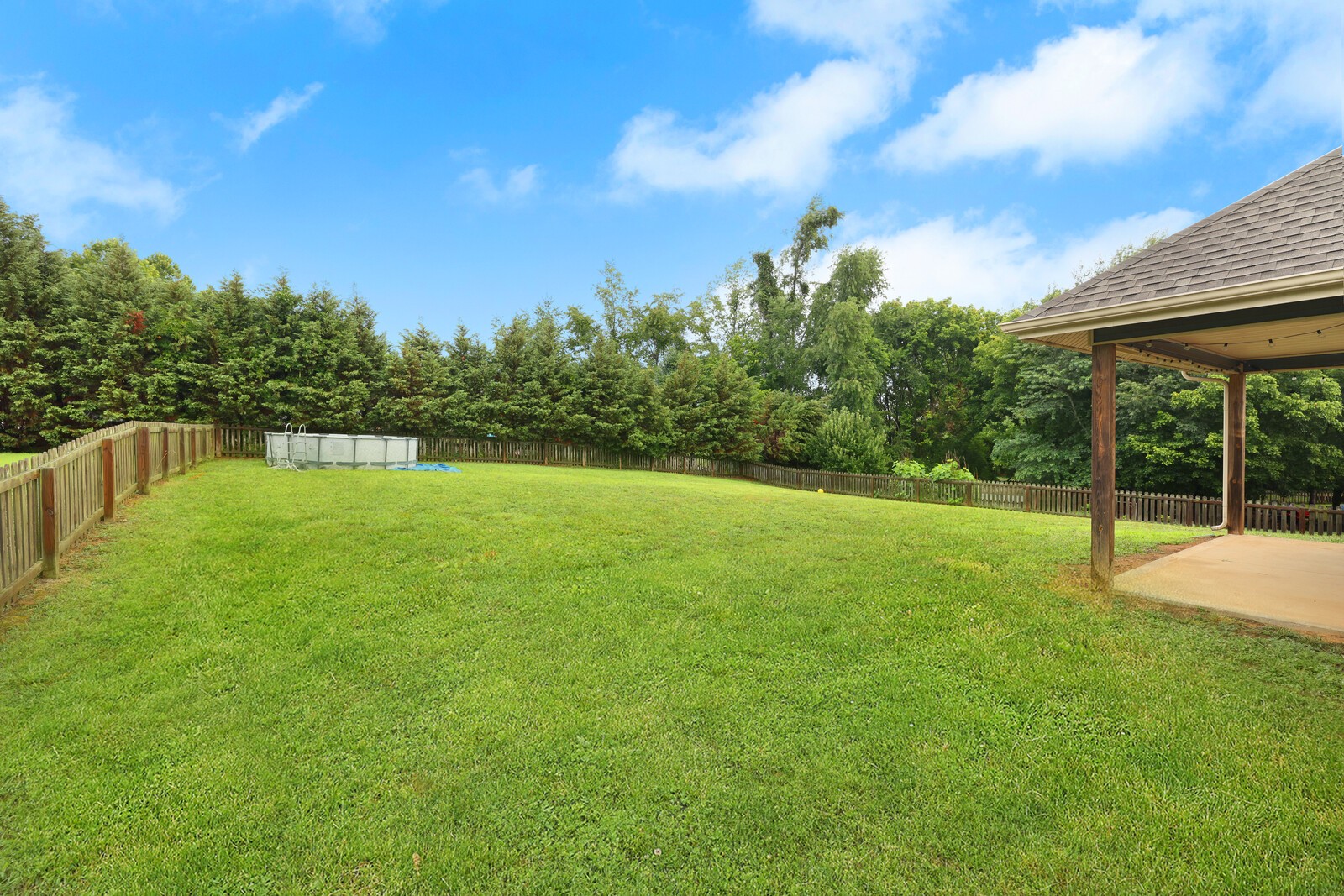 1122 Garrettsburg Rd