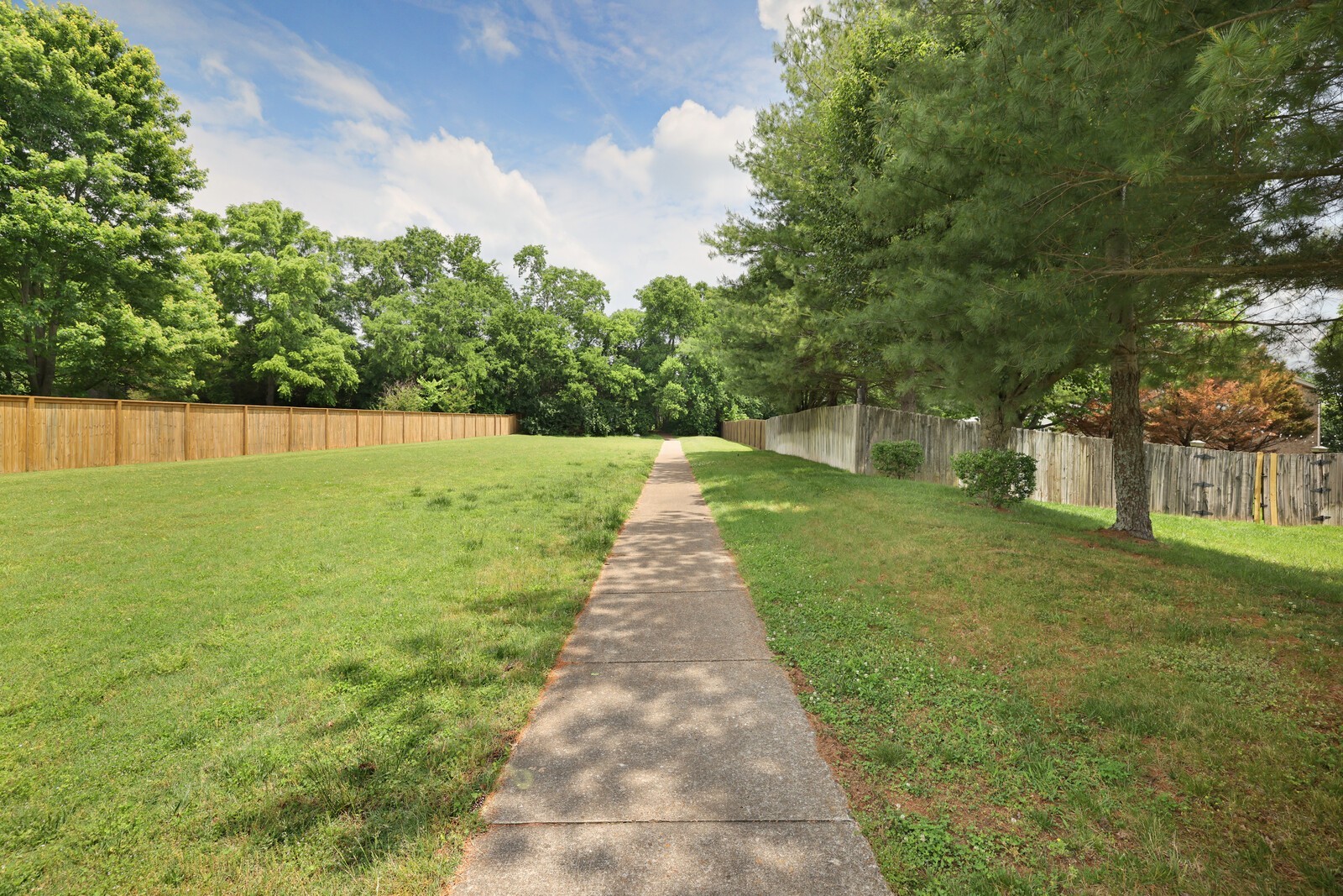 804 Gadsden Pl