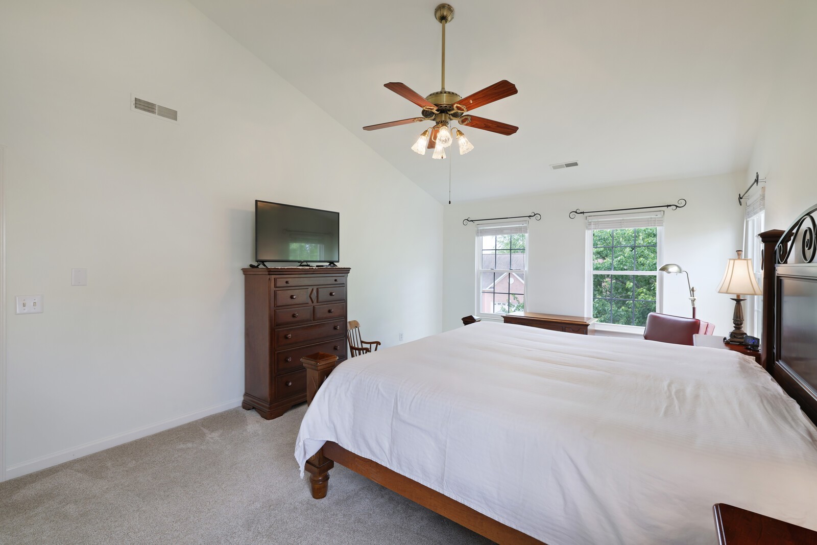 804 Gadsden Pl