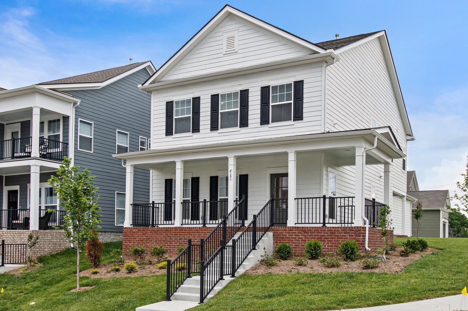 8121 Warbler Way