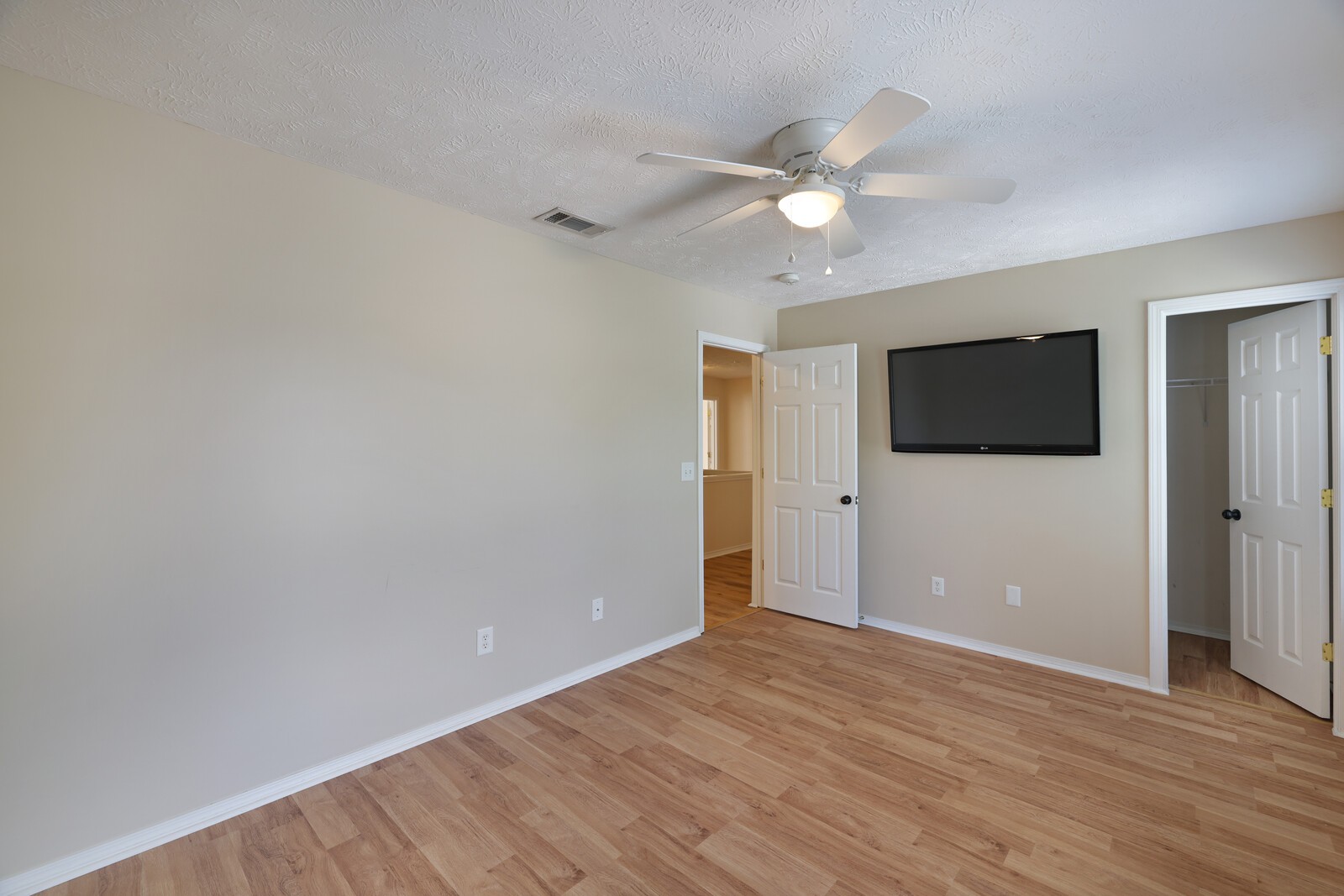 5084 Smith Springs Pkwy