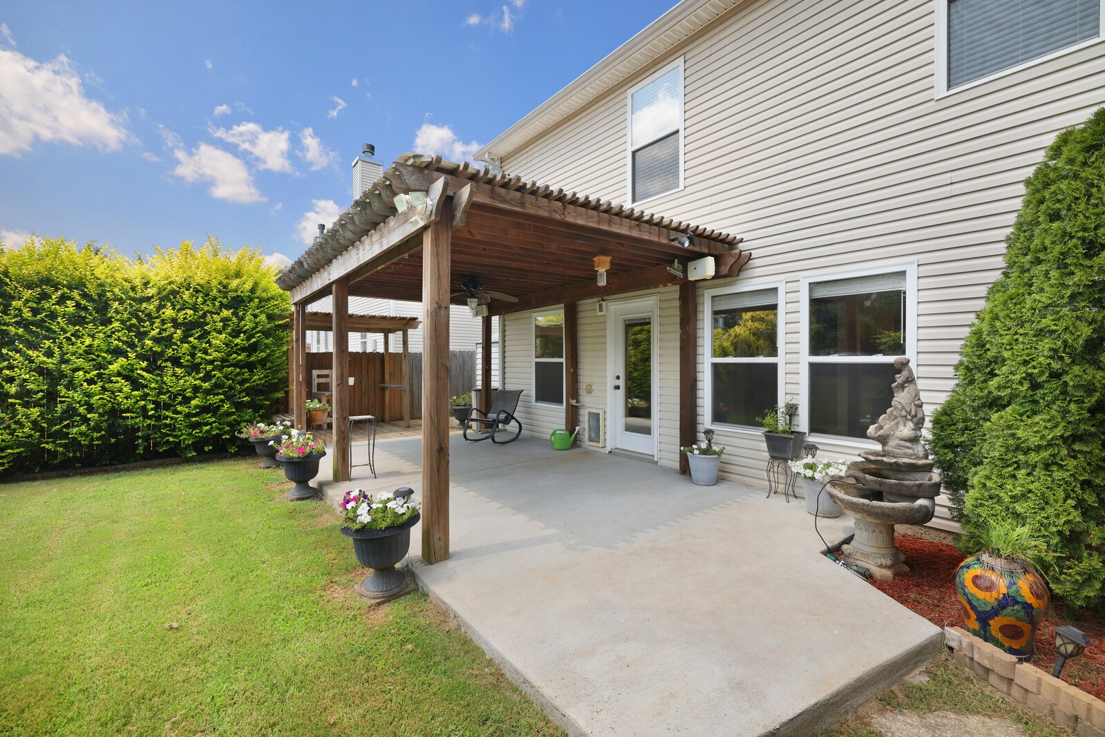 5084 Smith Springs Pkwy