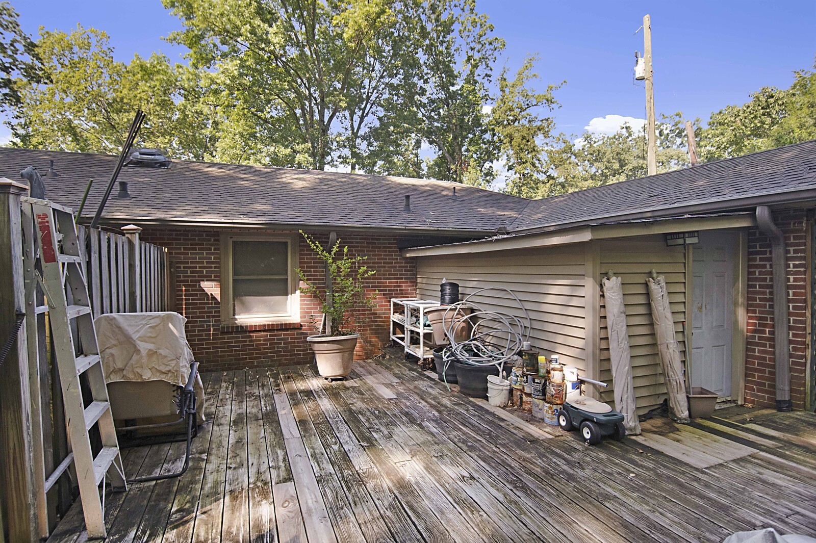 936 Davidson Dr