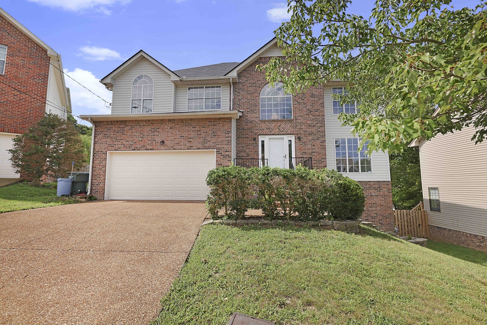1112 Holt Hills Pl
