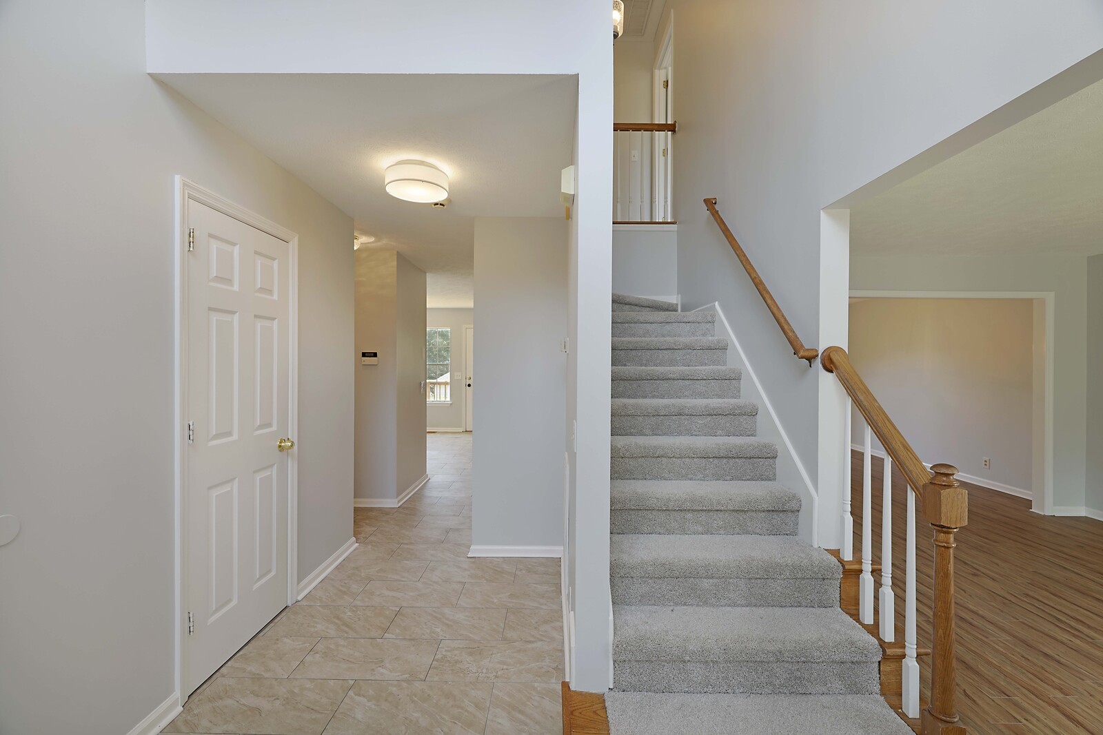 1112 Holt Hills Pl