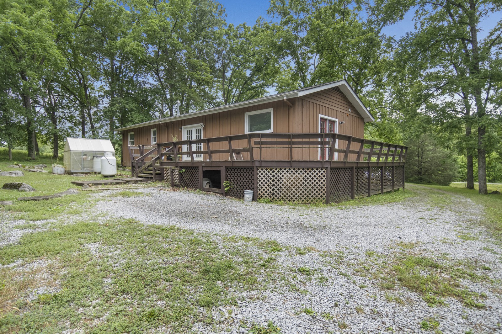 1990 Old Clarksville Pike