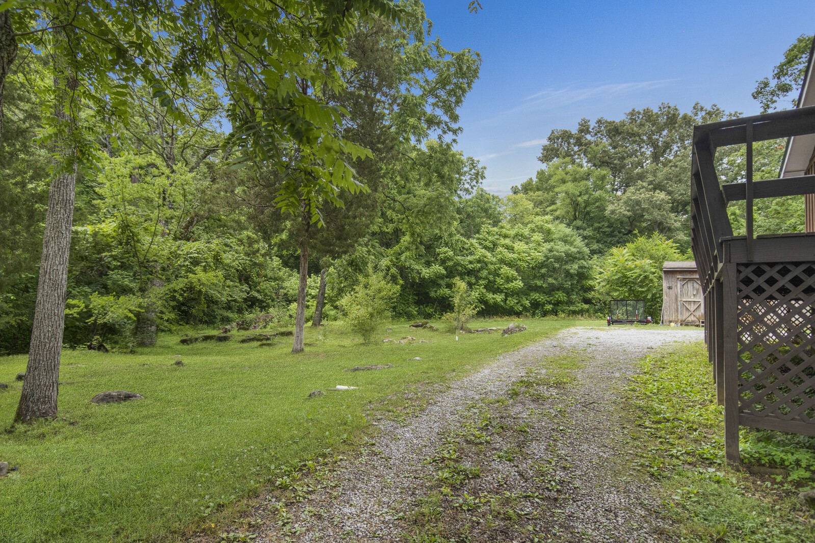 1990 Old Clarksville Pike