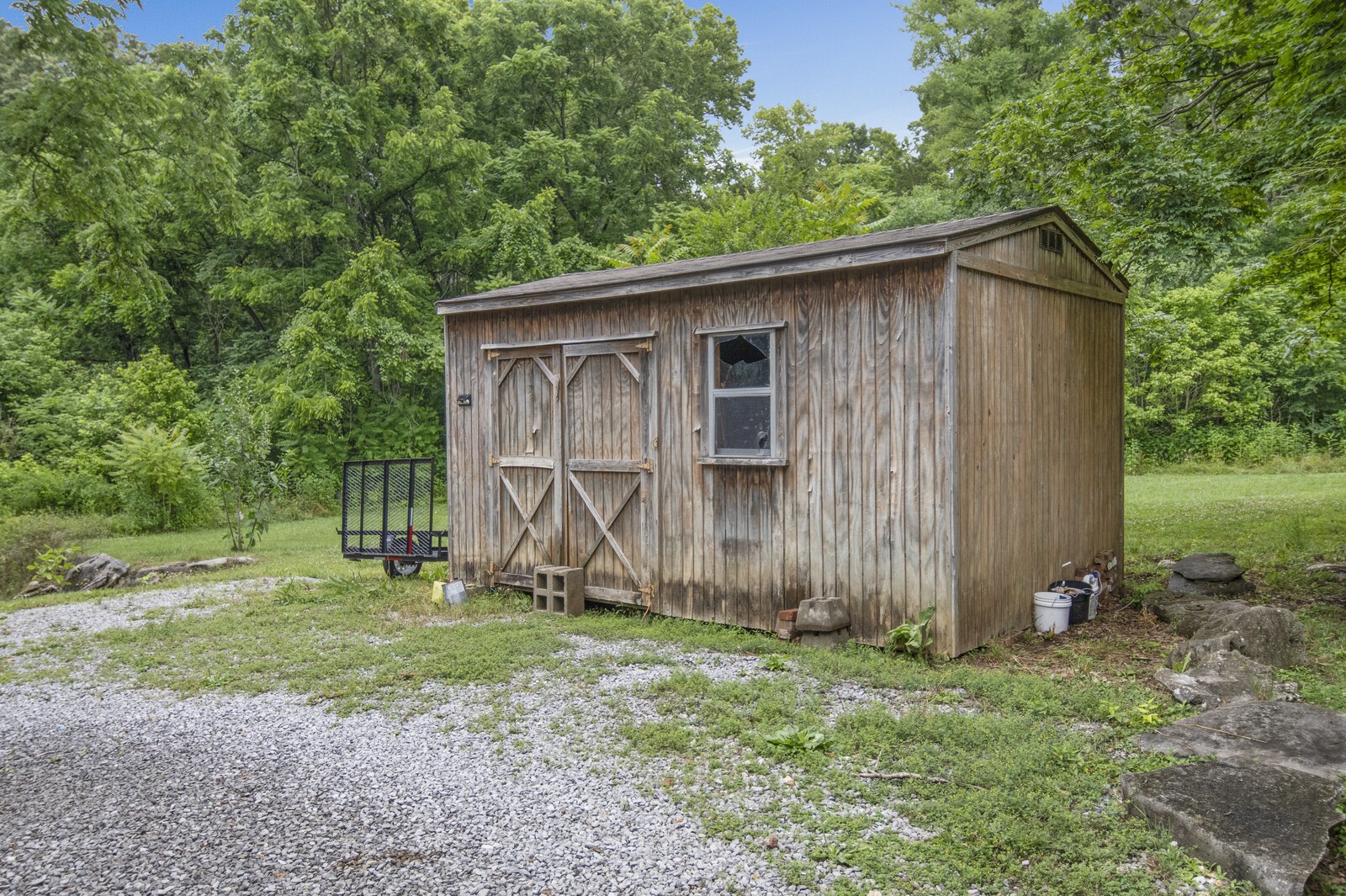 1990 Old Clarksville Pike