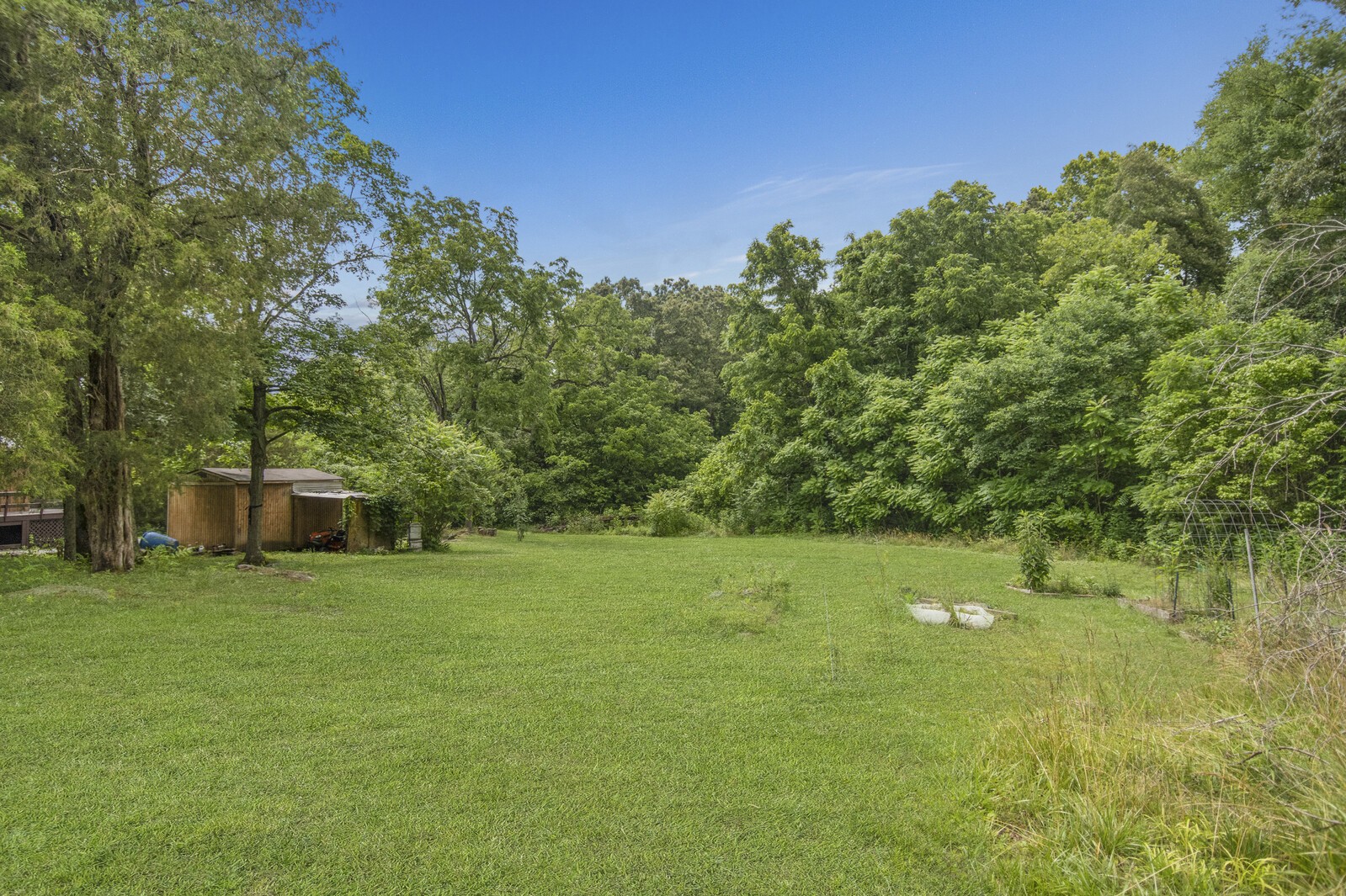 1990 Old Clarksville Pike