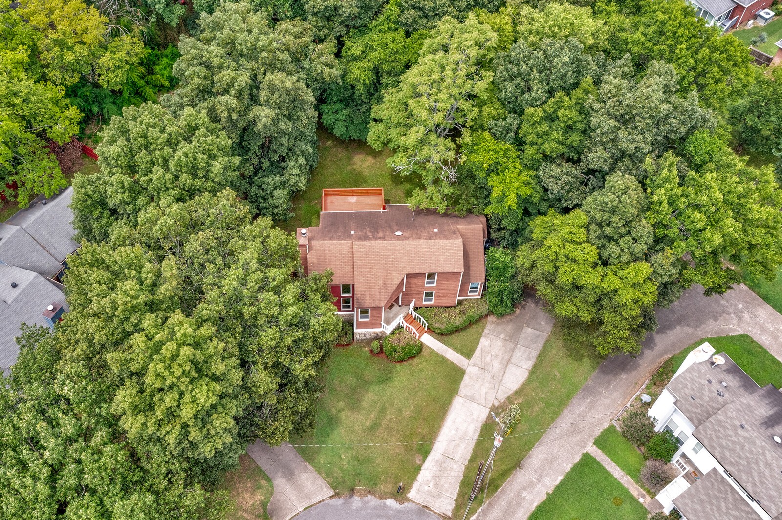 313 Canberra Ct