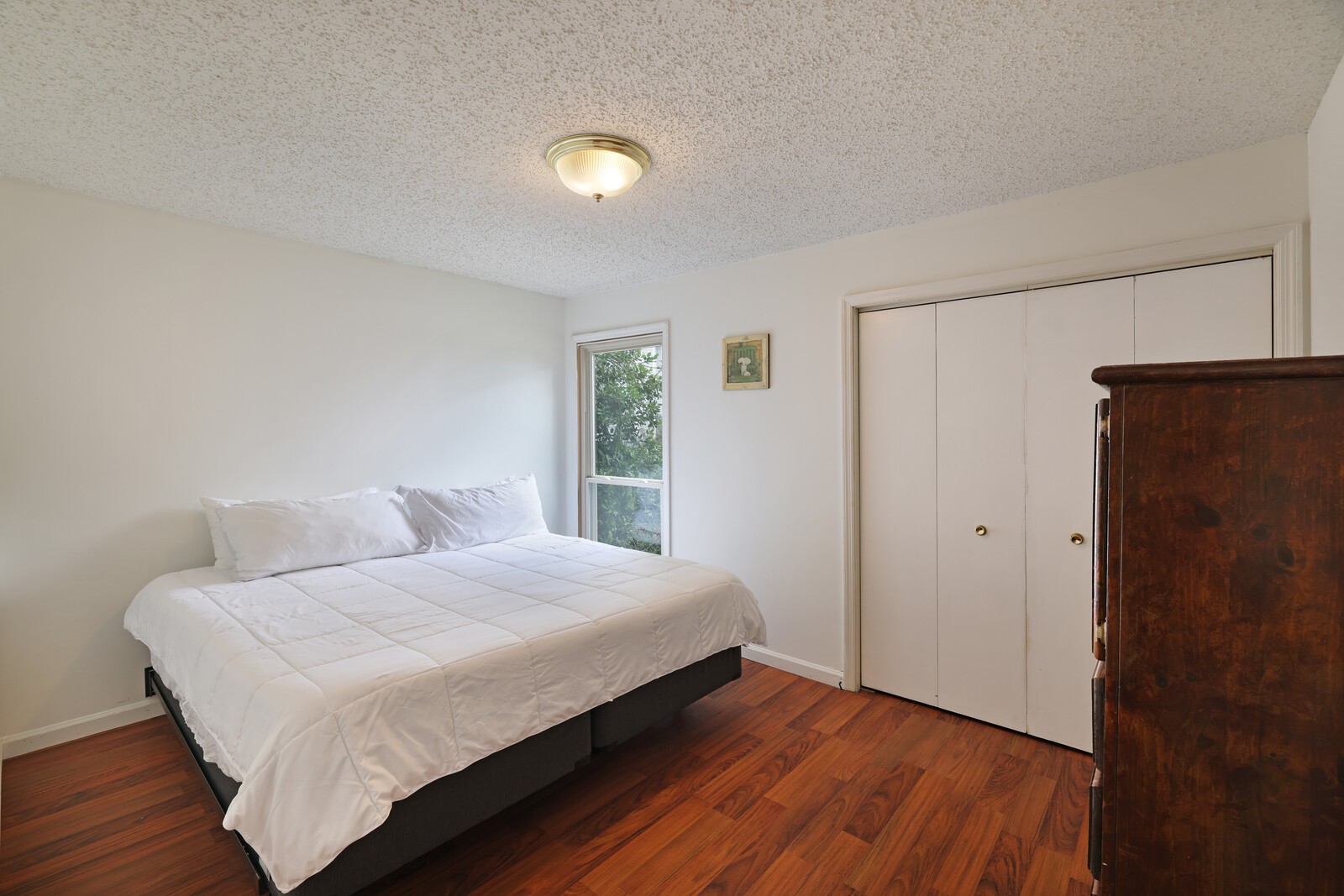 313 Canberra Ct