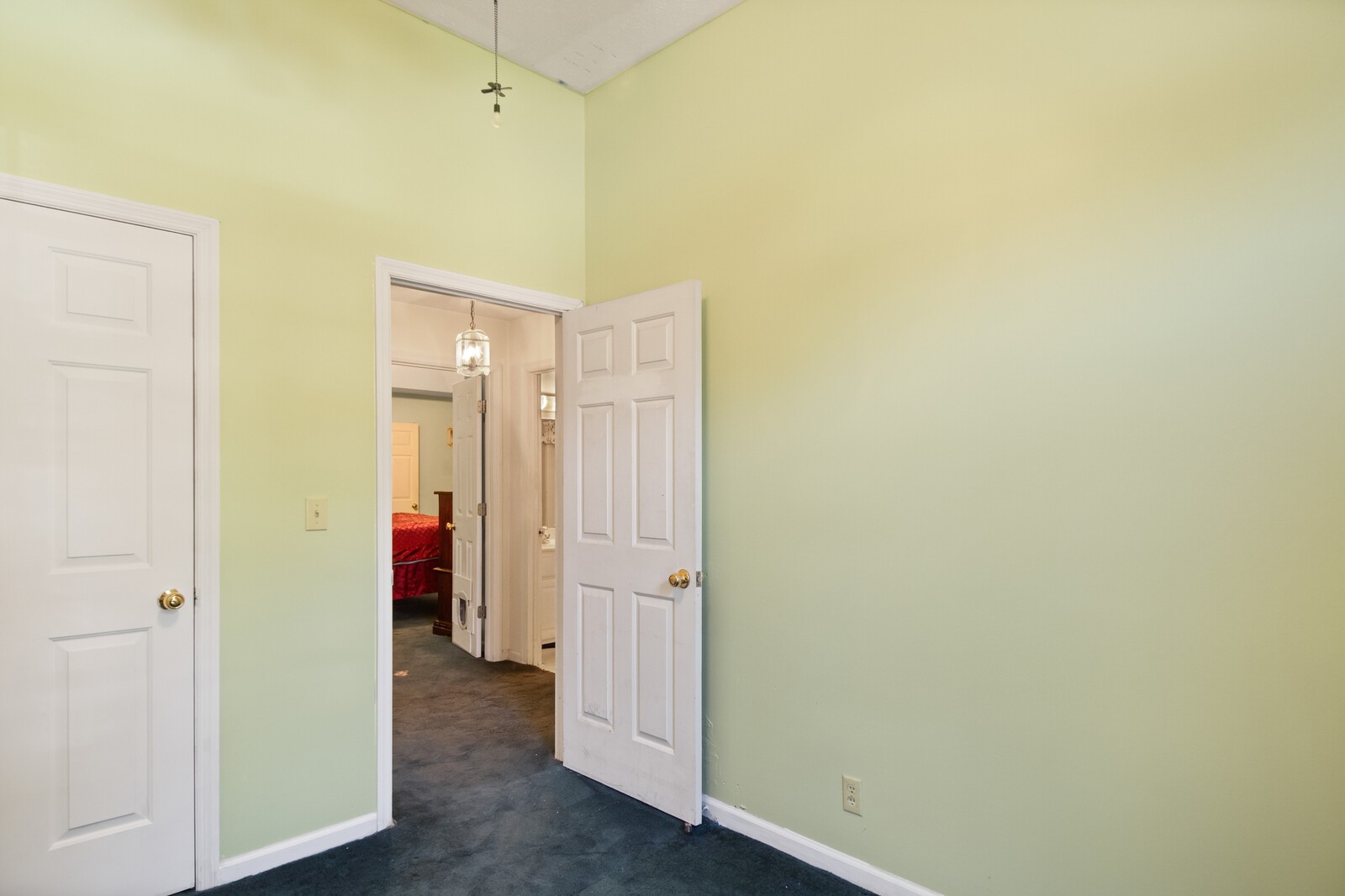 1345 Timber Valley Dr