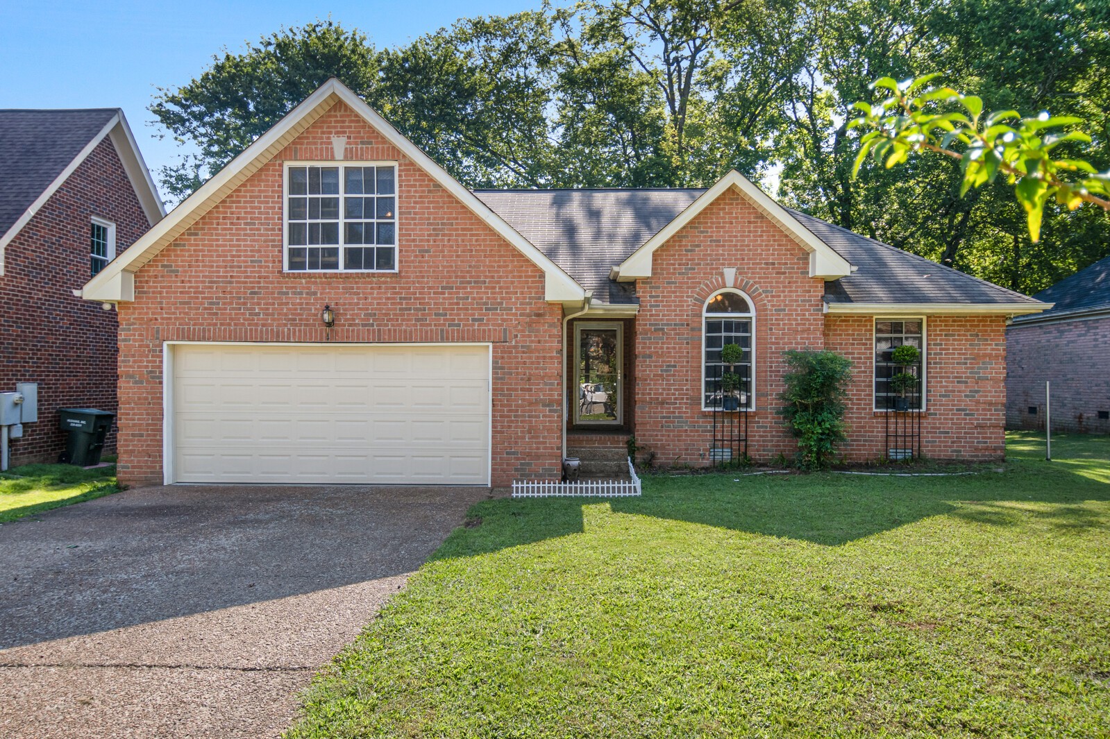 1345 Timber Valley Dr