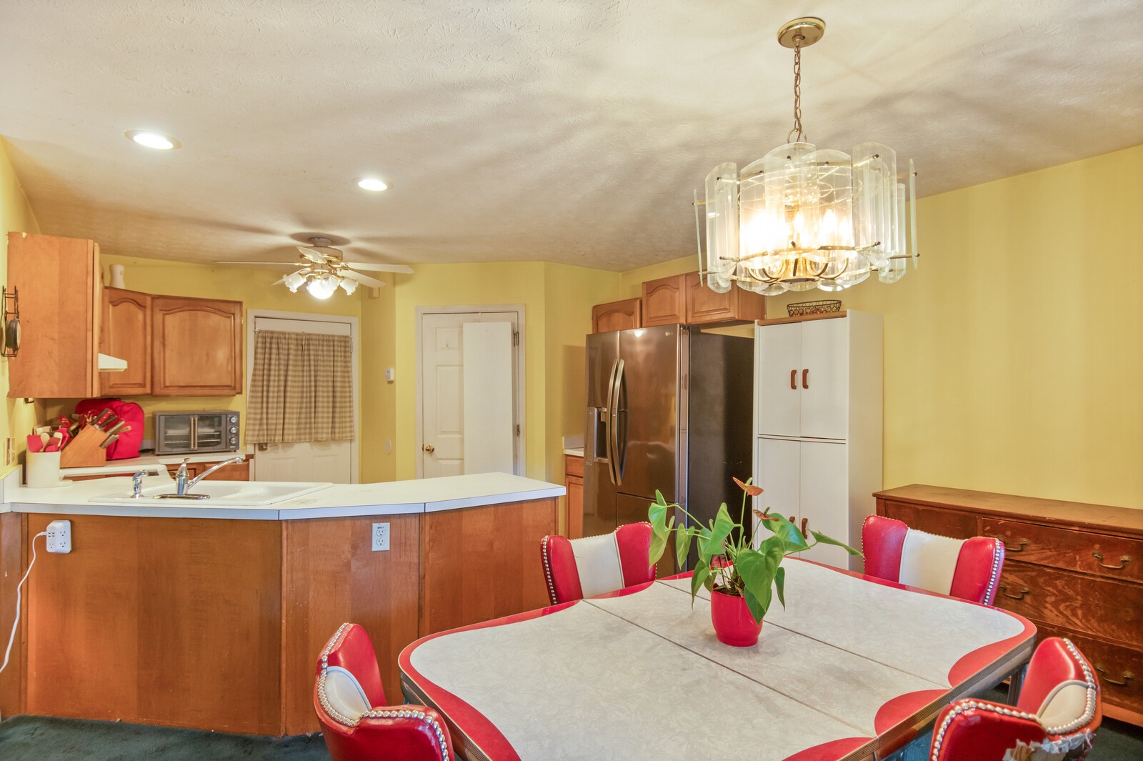 1345 Timber Valley Dr