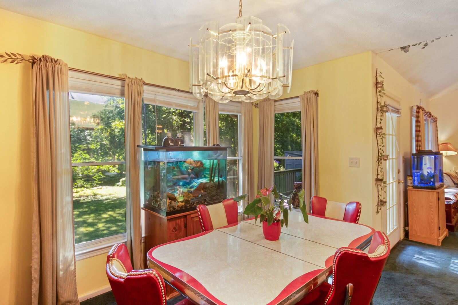 1345 Timber Valley Dr