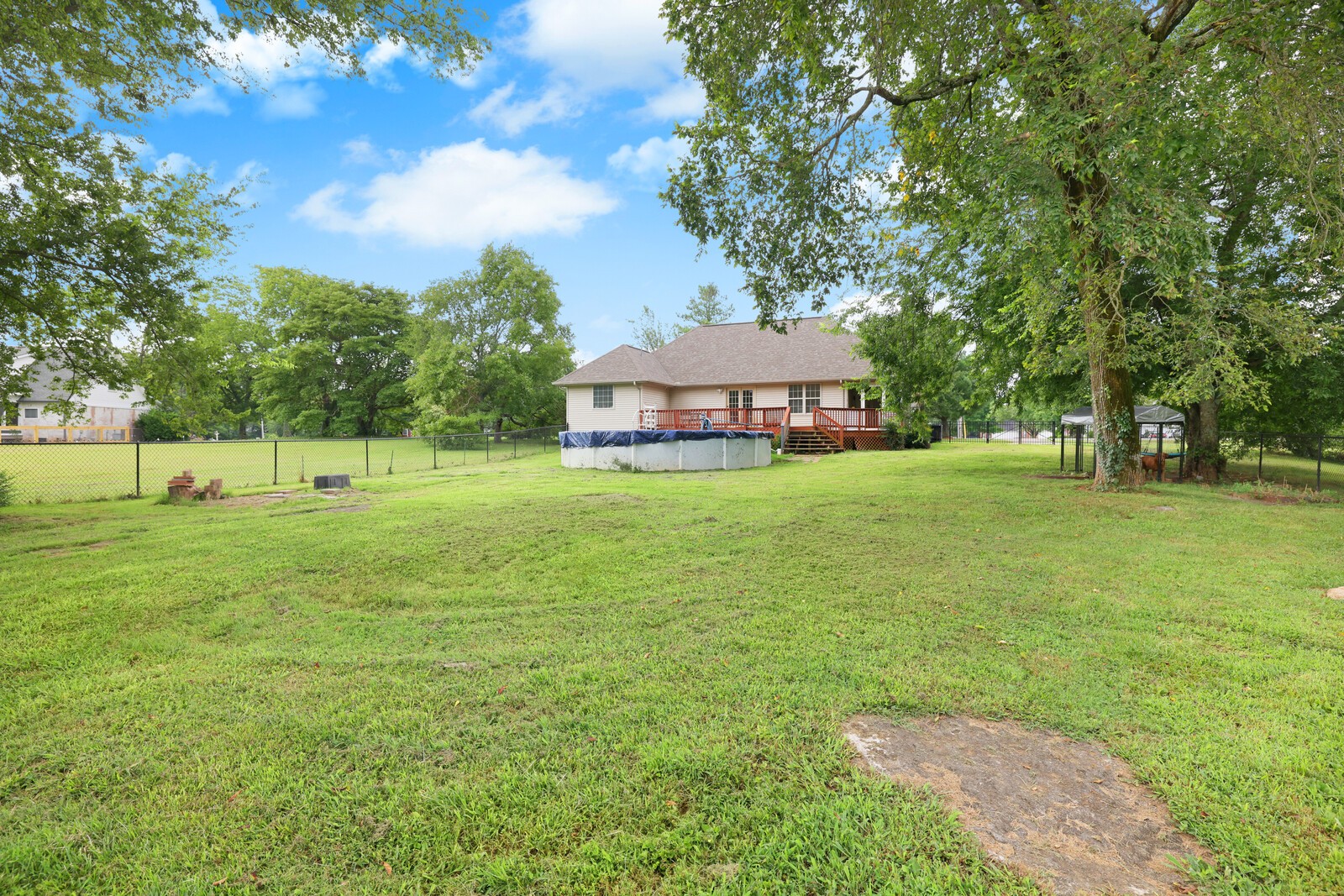 3310 Middleton Dr