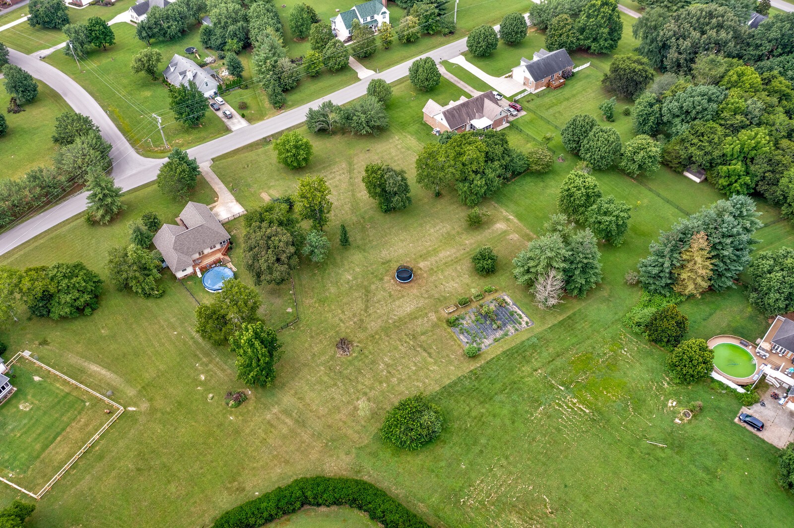 3310 Middleton Dr