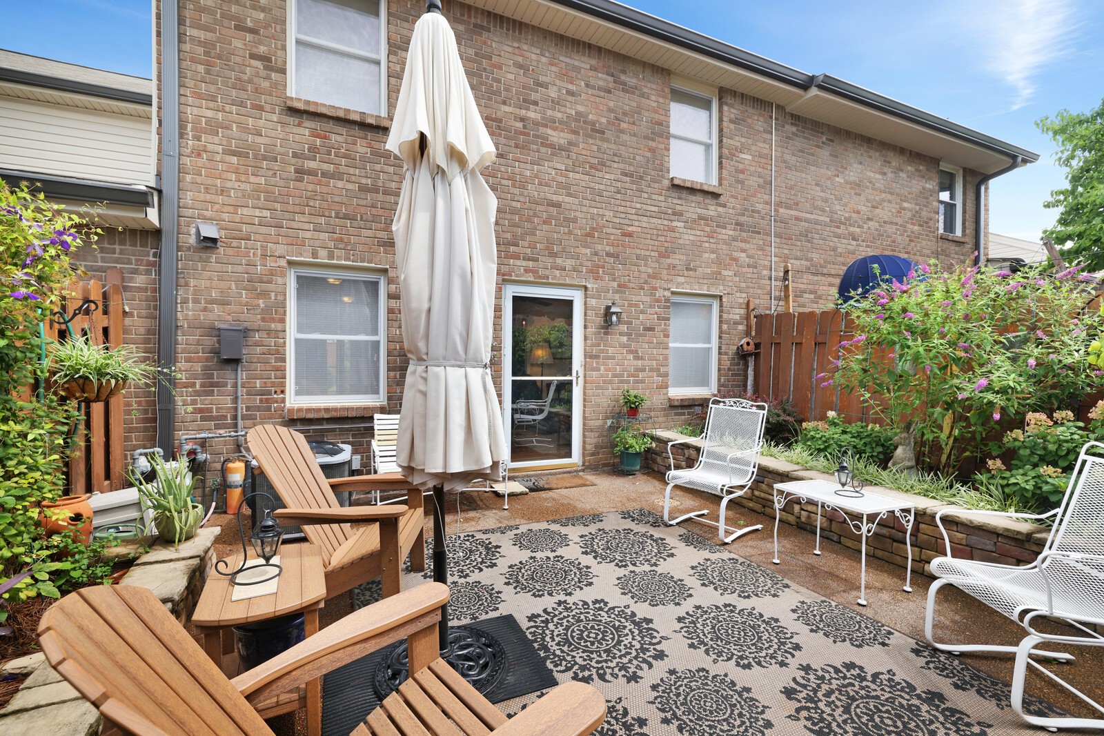 4001 Anderson Rd Unit: K24