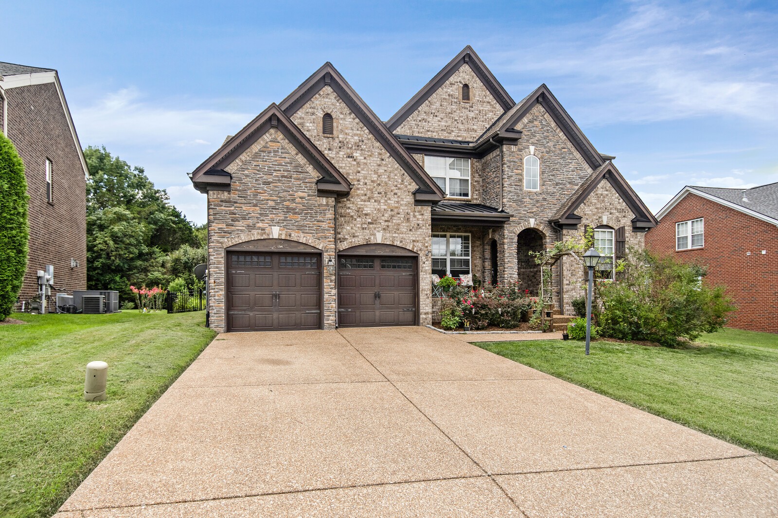 250 Cobblestone Lndg