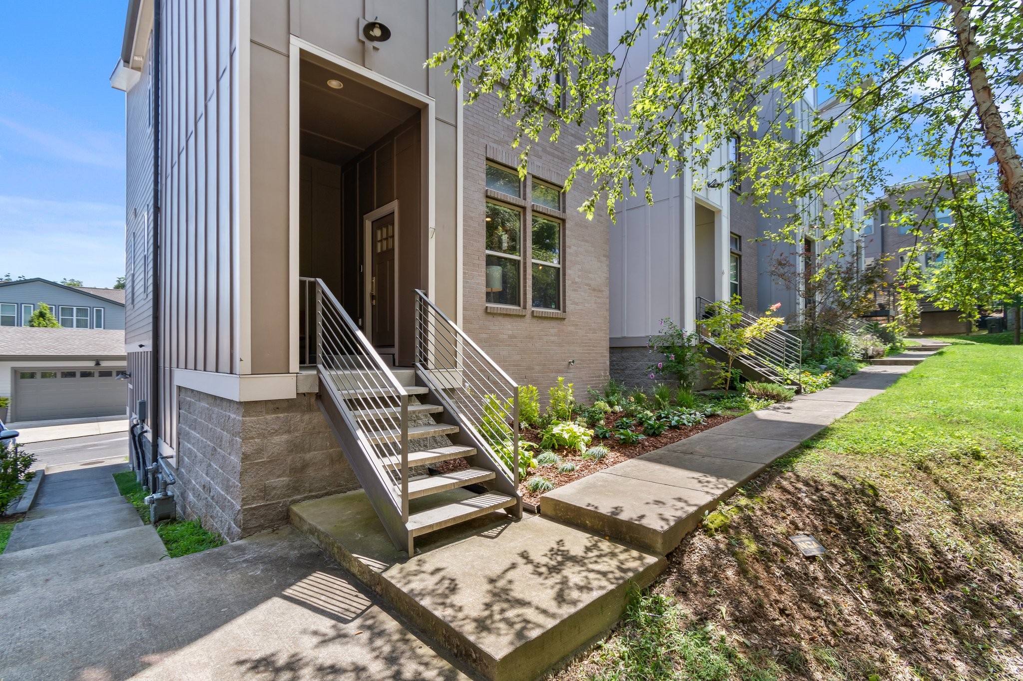502 Southgate Ave Unit: 7