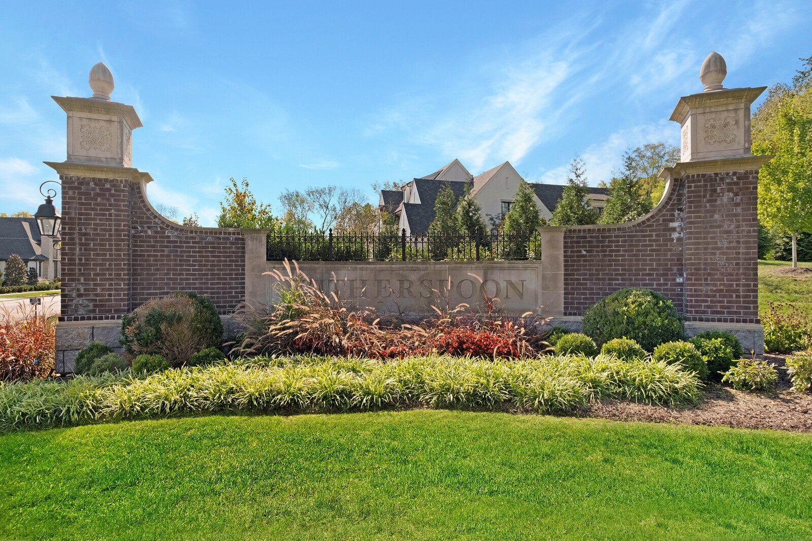 9227 Lehigh Dr
