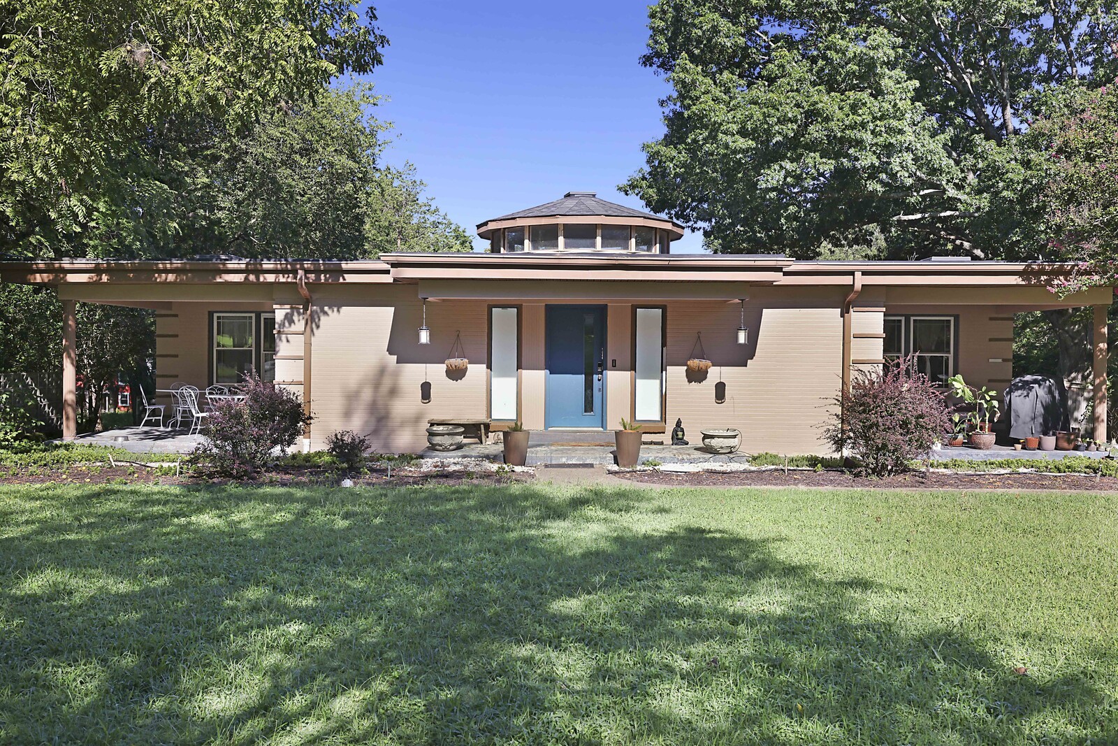 744 Howse Ave