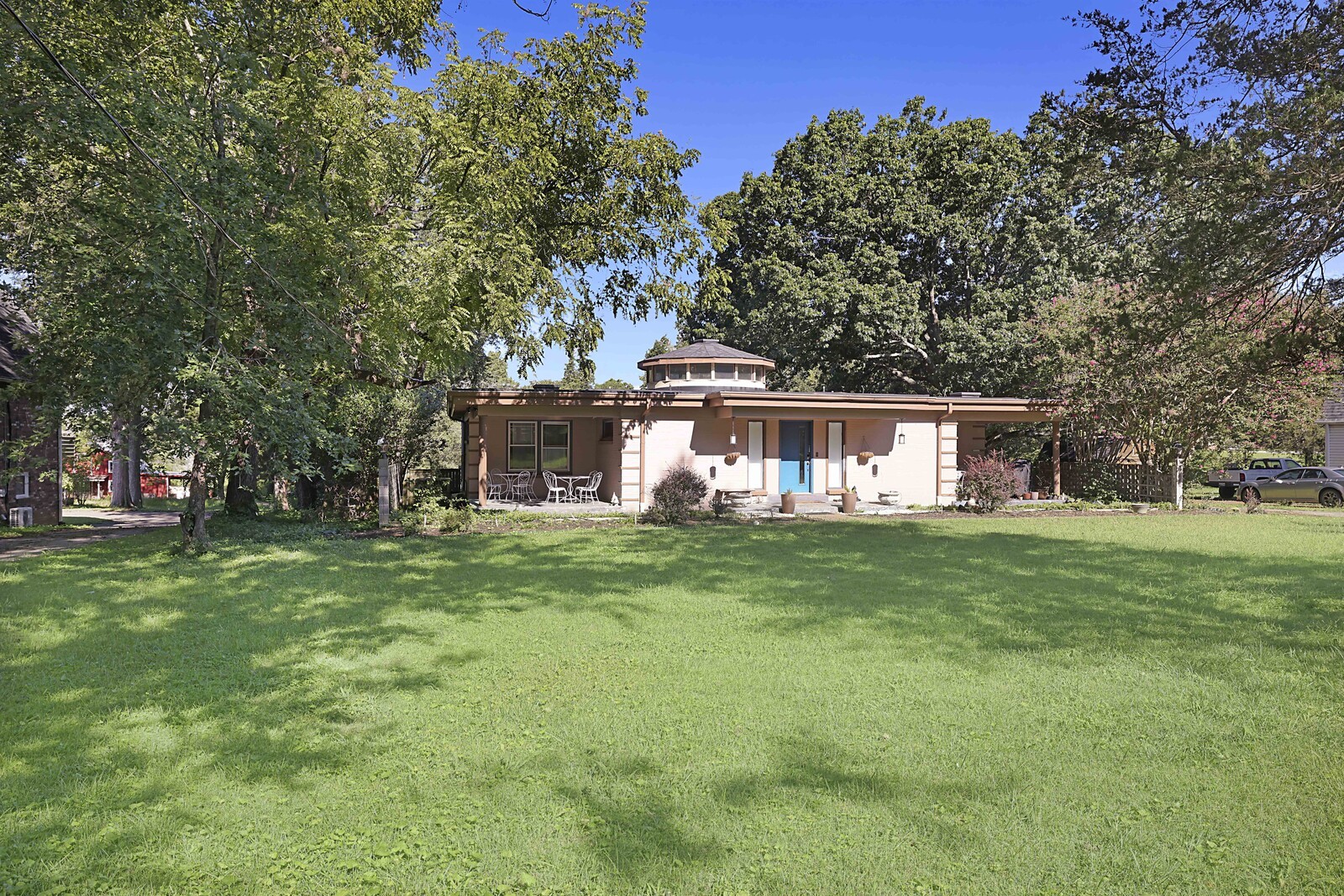 744 Howse Ave