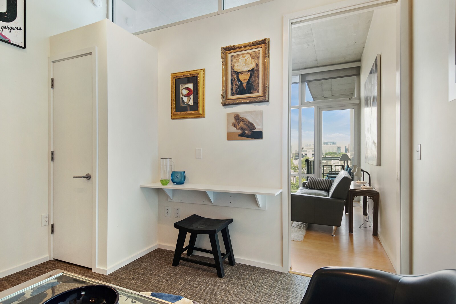 700 12th Ave, S Unit: 812