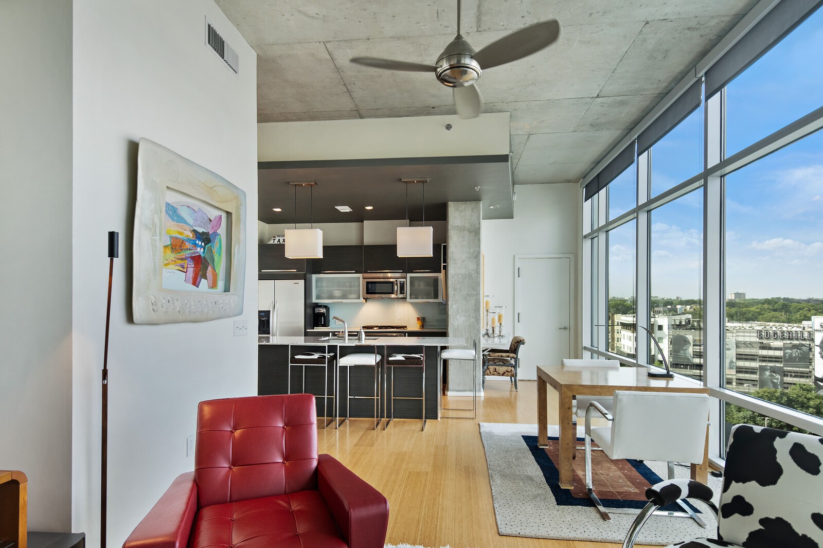 700 12th Ave, S Unit: 812