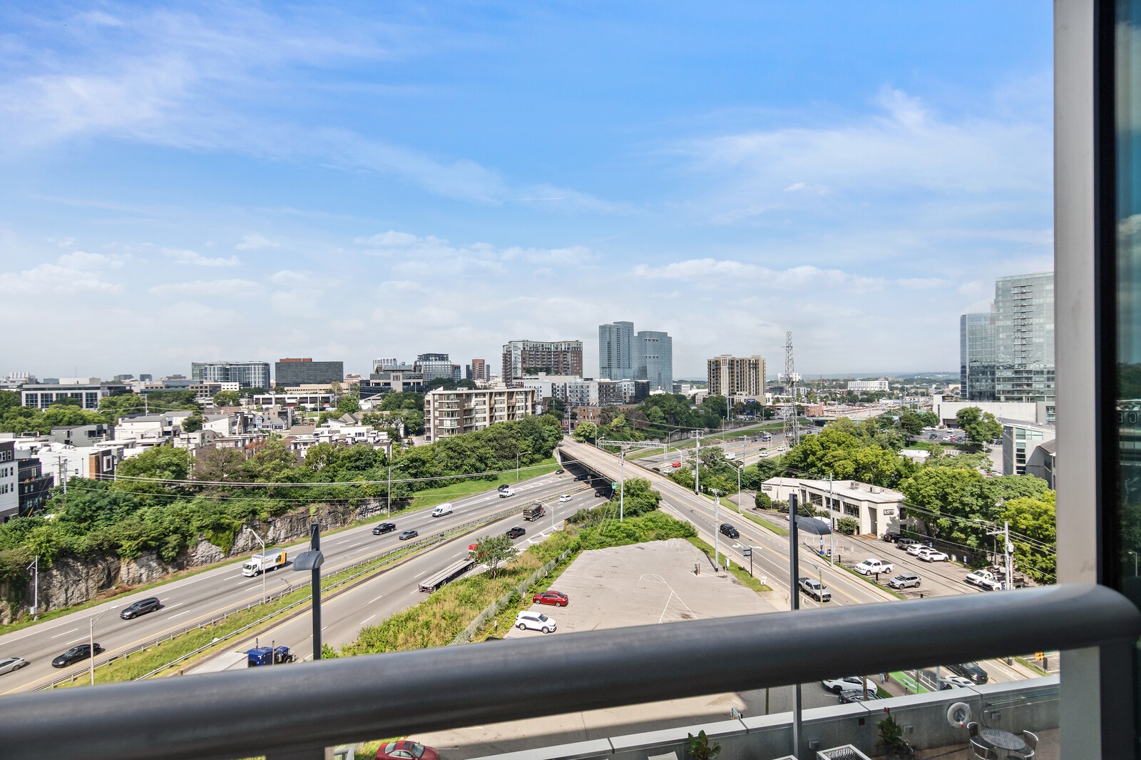 700 12th Ave, S Unit: 812