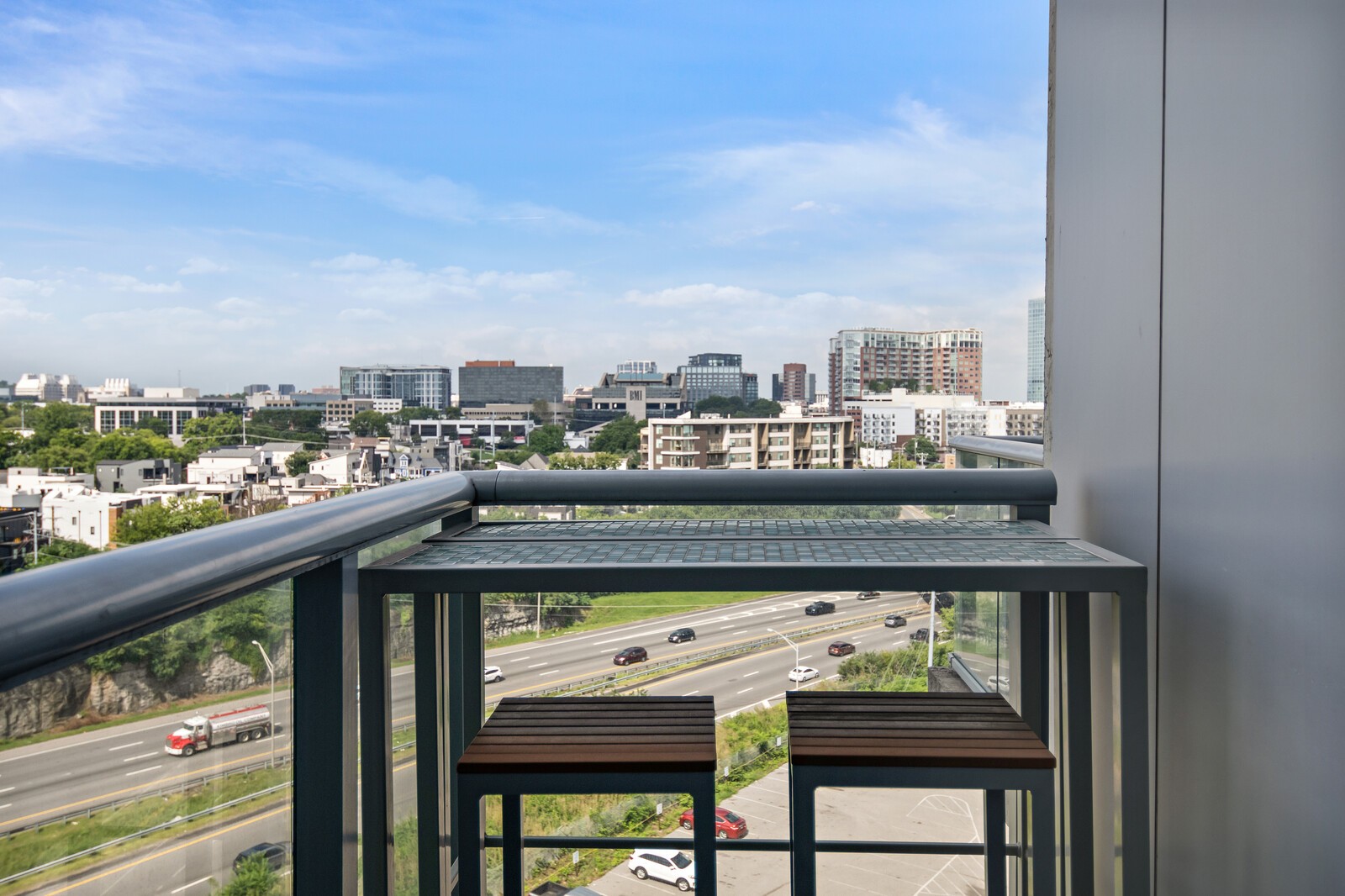 700 12th Ave, S Unit: 812