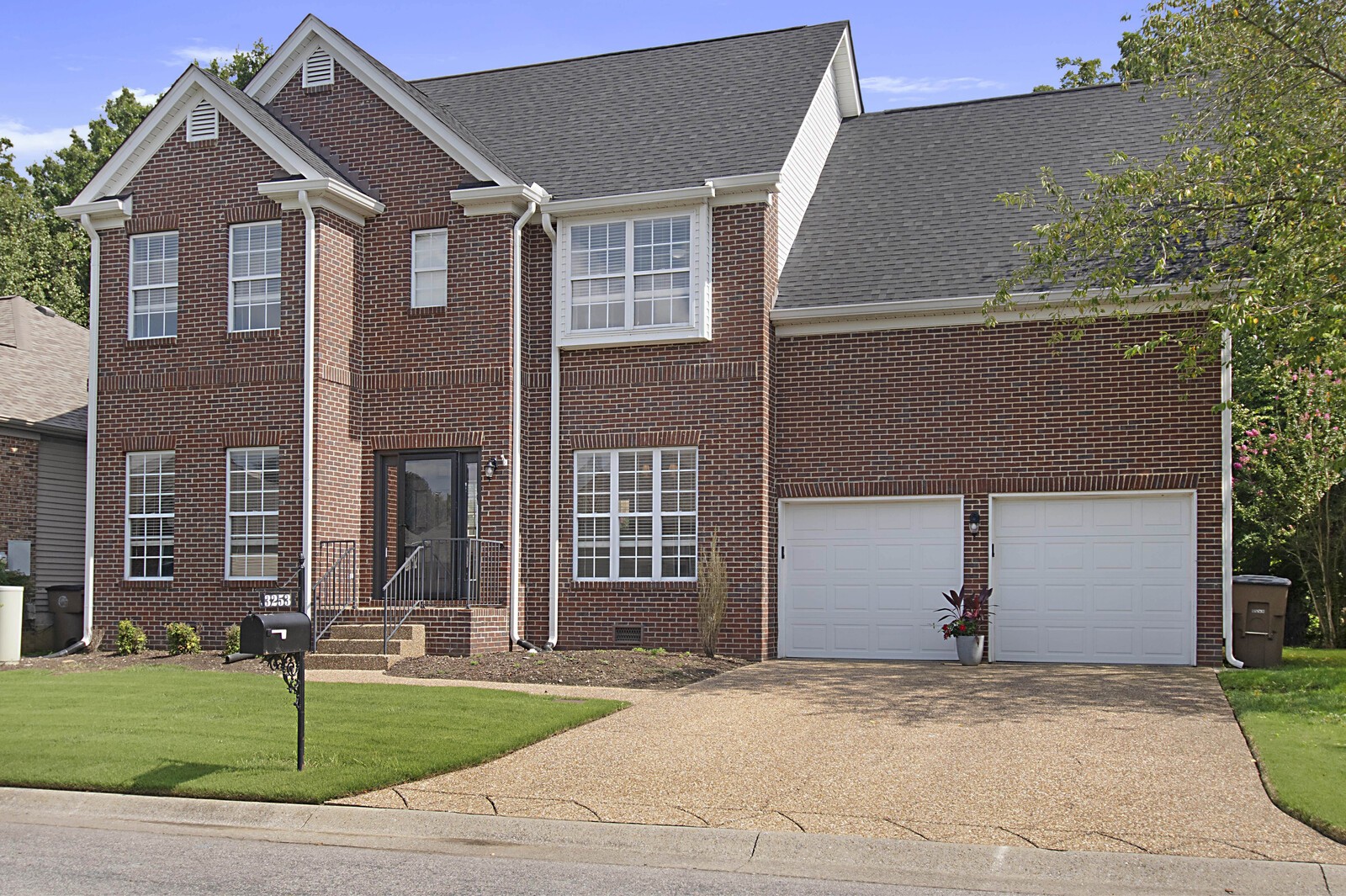 3253 River Walk Dr