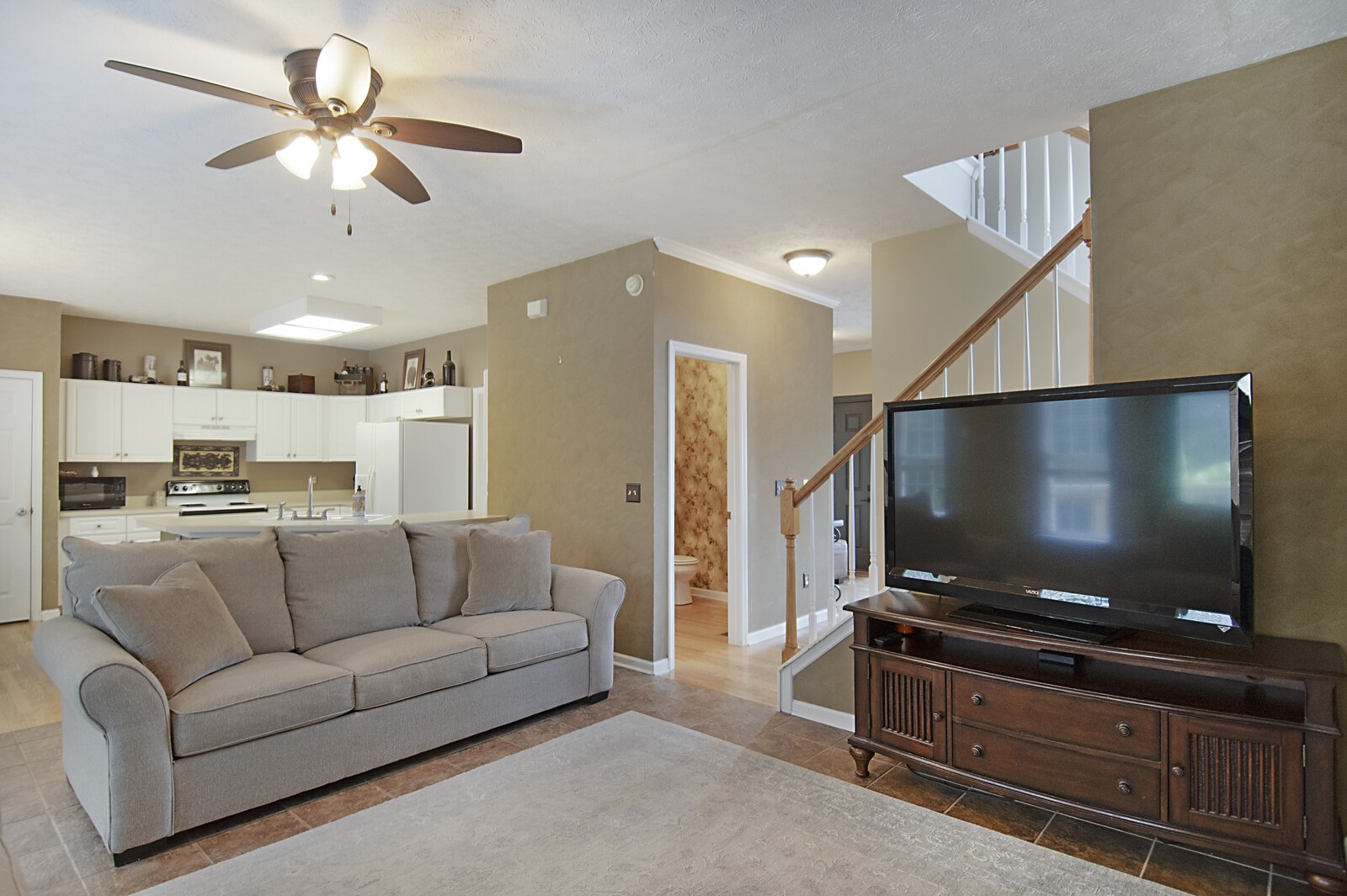 3253 River Walk Dr