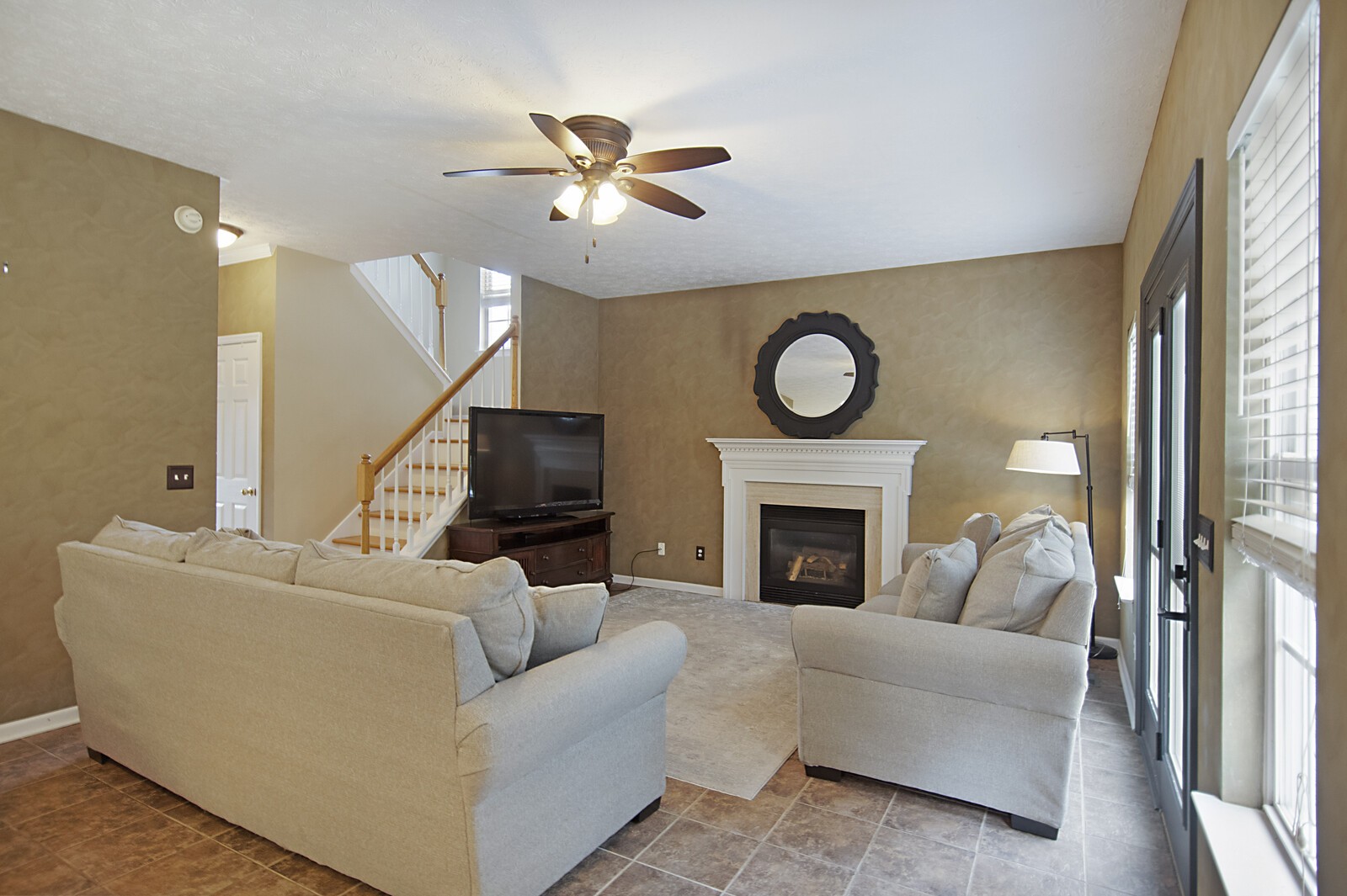 3253 River Walk Dr