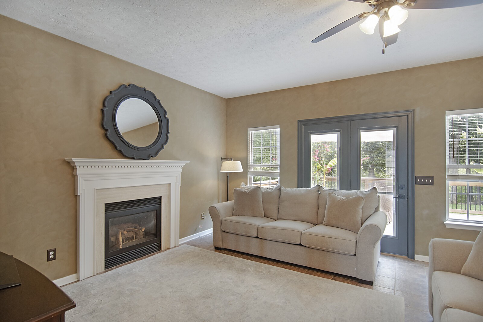 3253 River Walk Dr