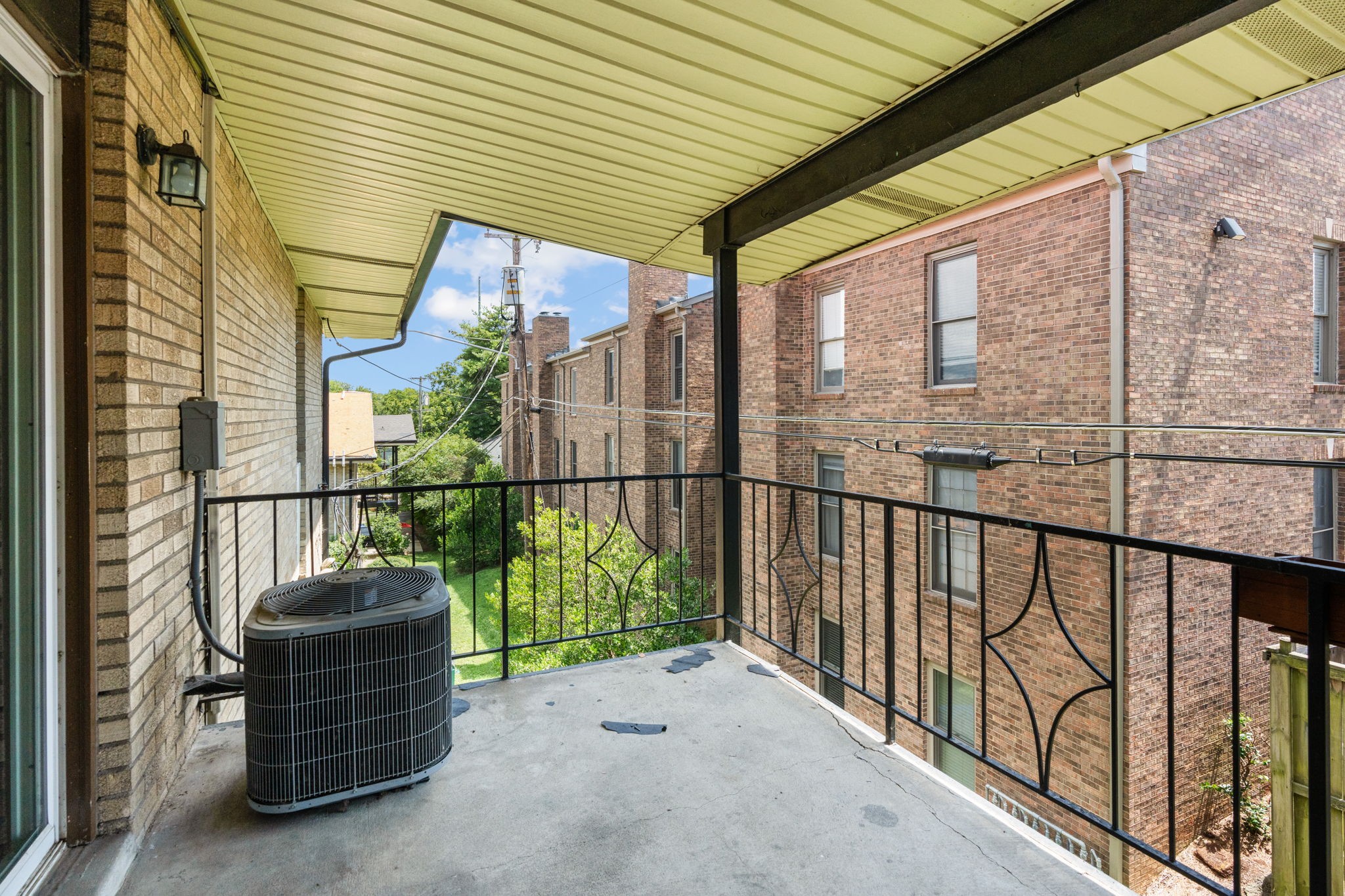 4425 Westlawn Dr Unit: B301