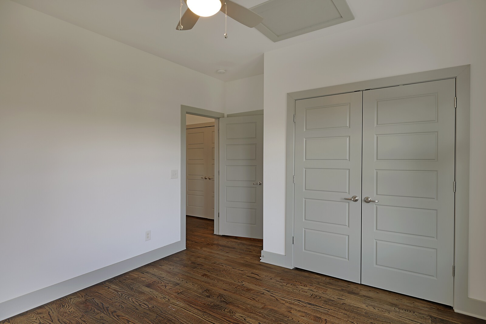 2324 Riverside Dr Unit: 3