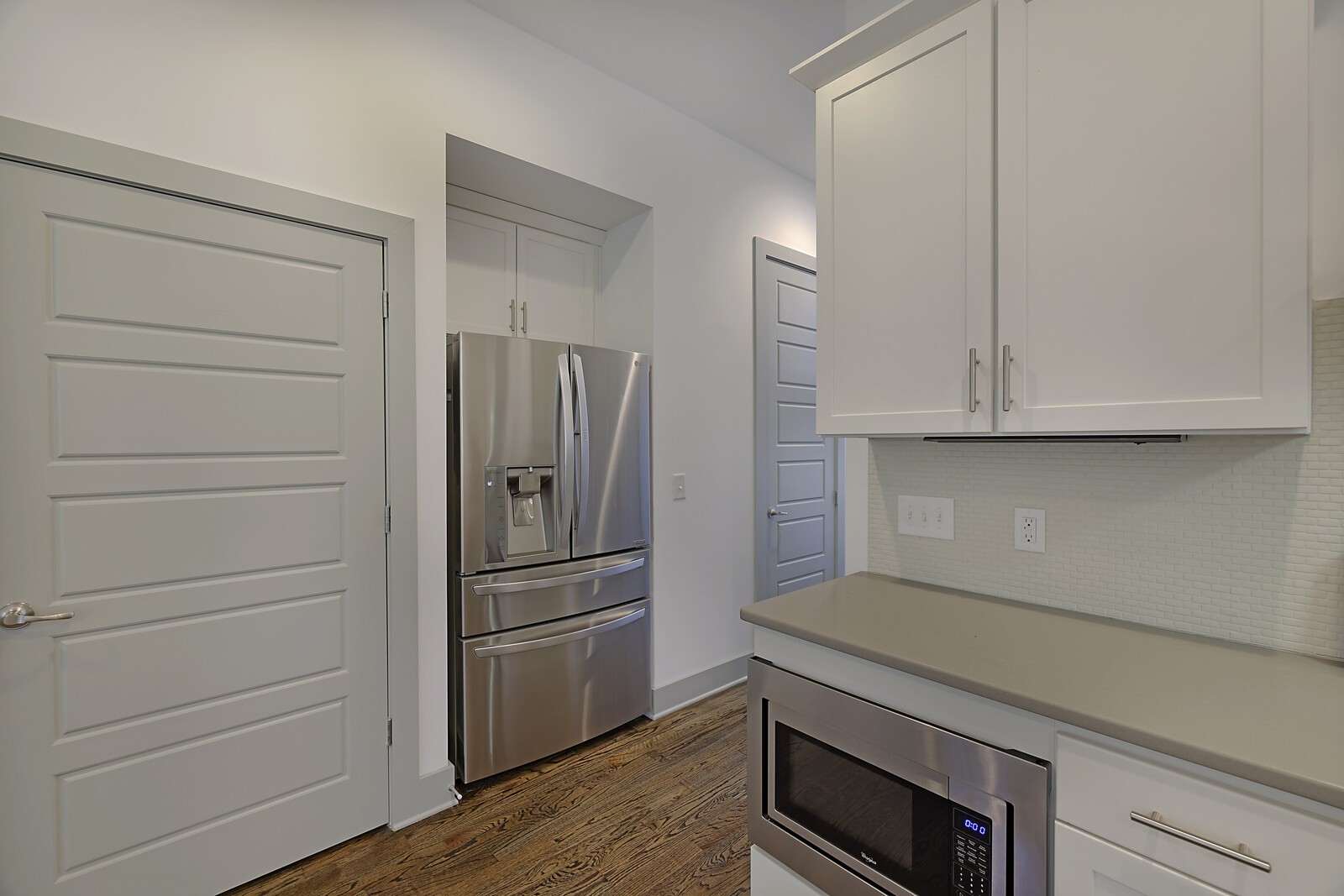 2324 Riverside Dr Unit: 3