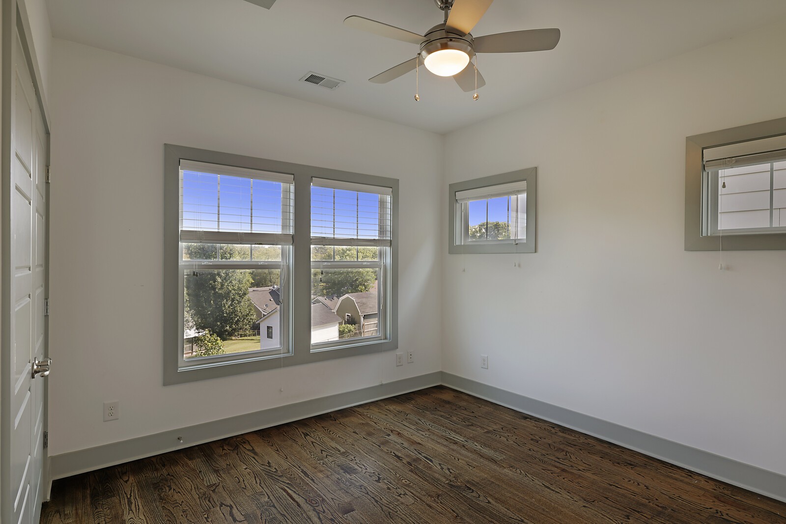 2324 Riverside Dr Unit: 3