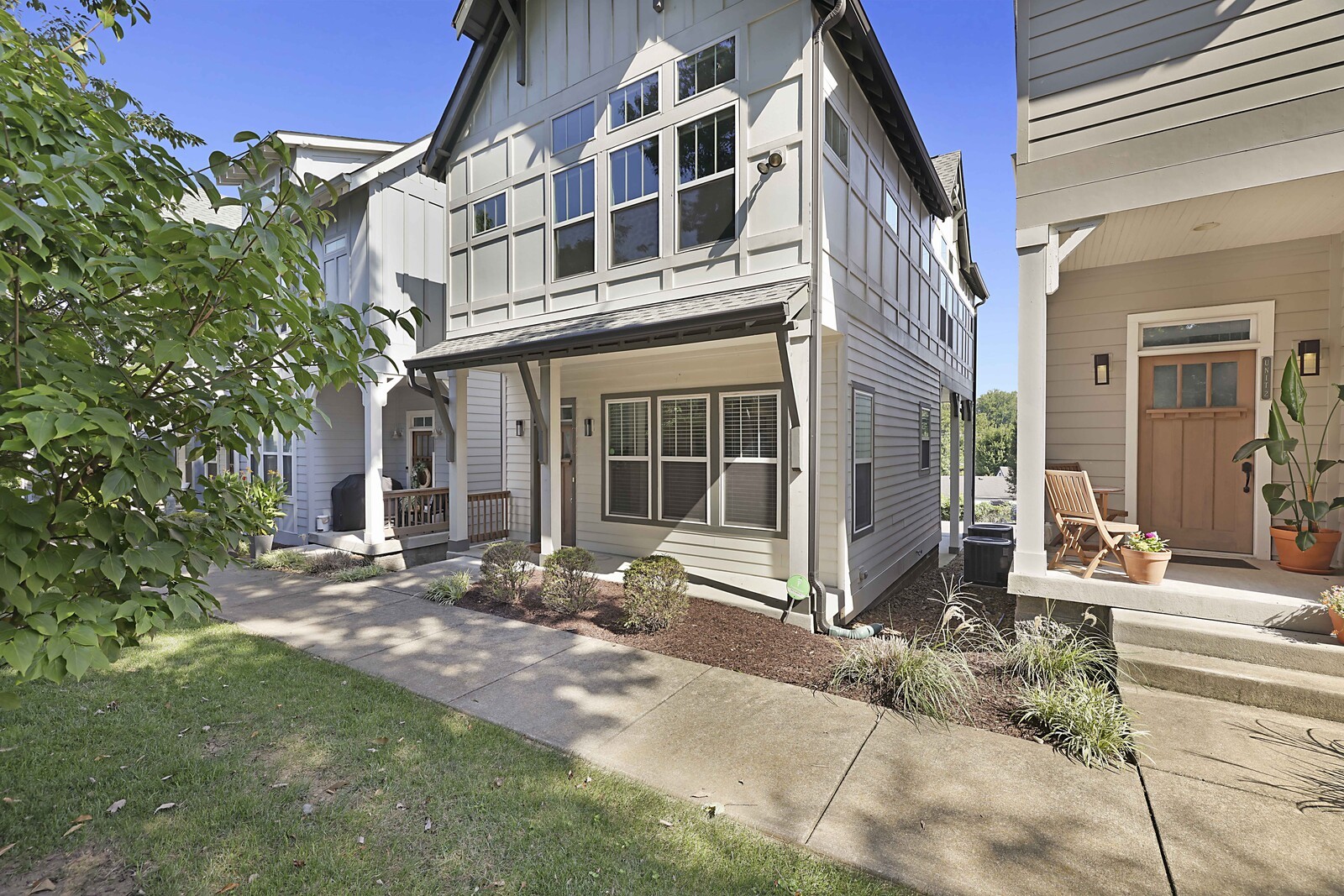 2324 Riverside Dr Unit: 3