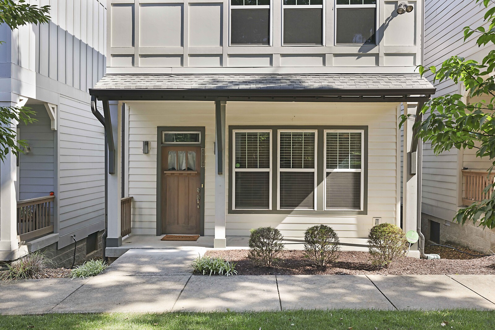 2324 Riverside Dr Unit: 3