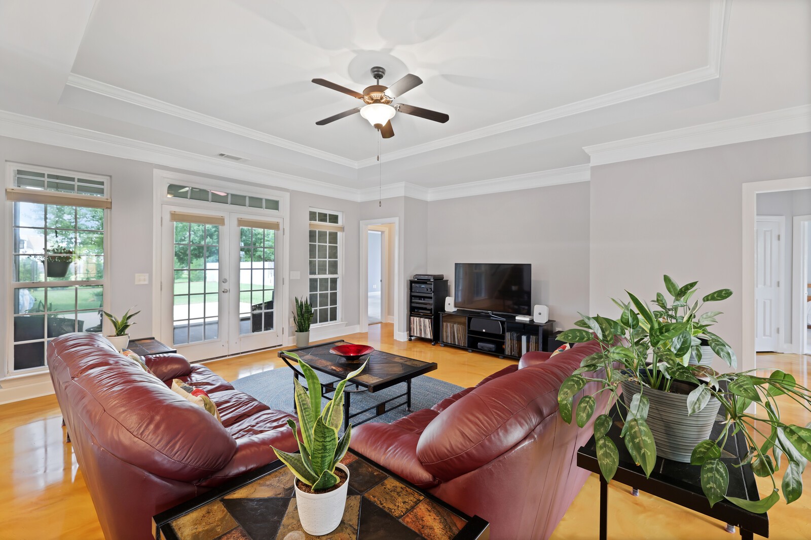 3221 Chinoe Dr