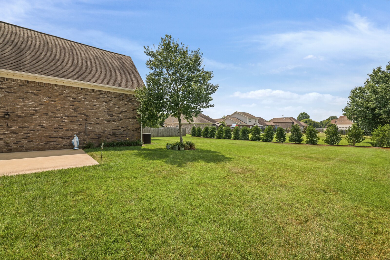 3221 Chinoe Dr