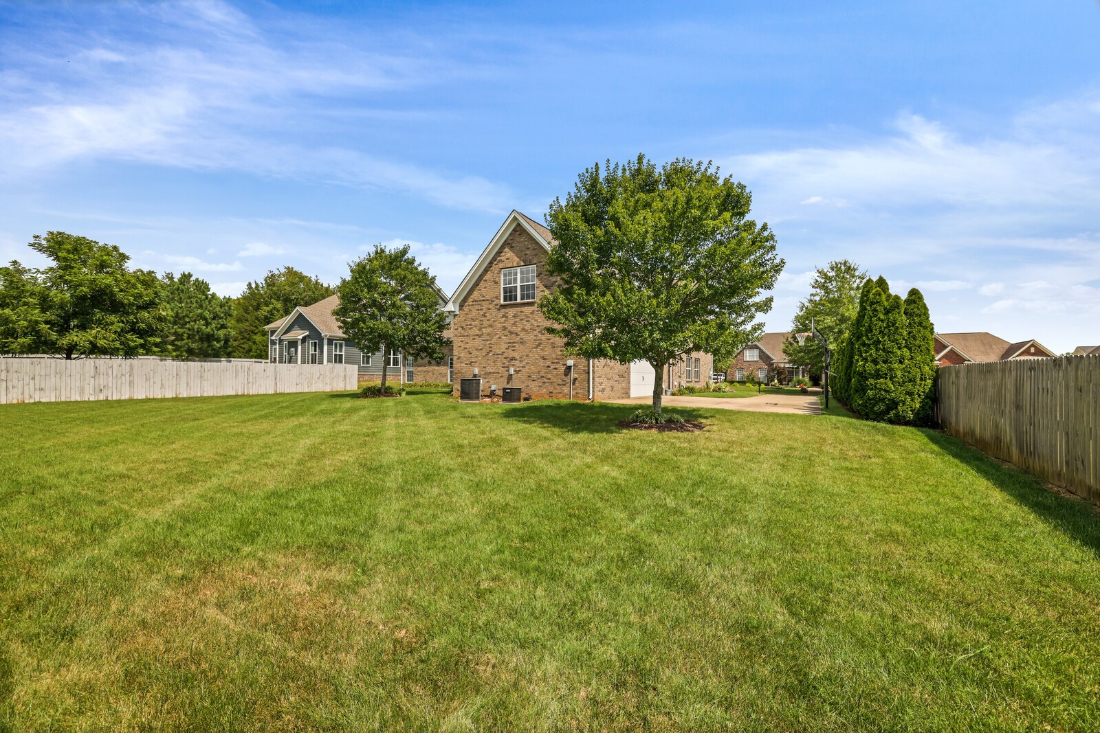 3221 Chinoe Dr