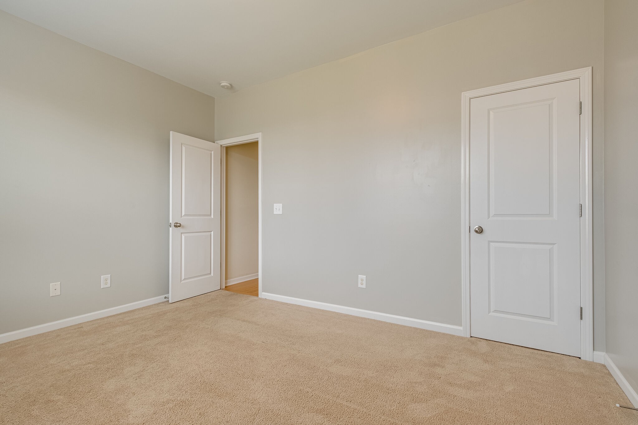 2149 Kirkwood Dr