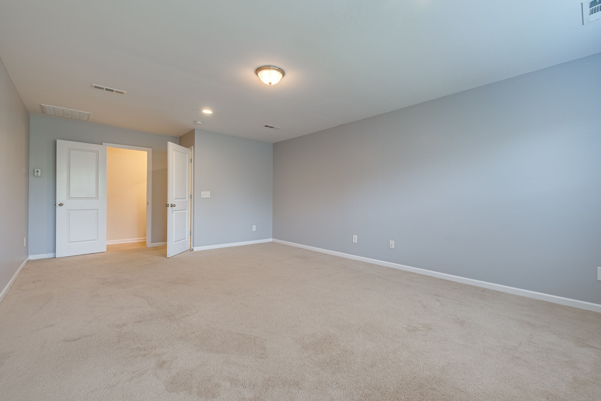2149 Kirkwood Dr
